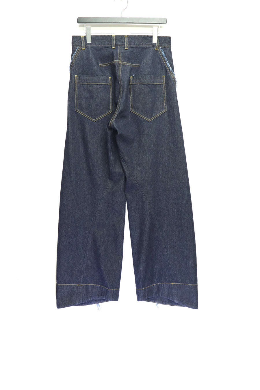 YUKI HASHIMOTO  RAW EDGE TWISTED JEANS