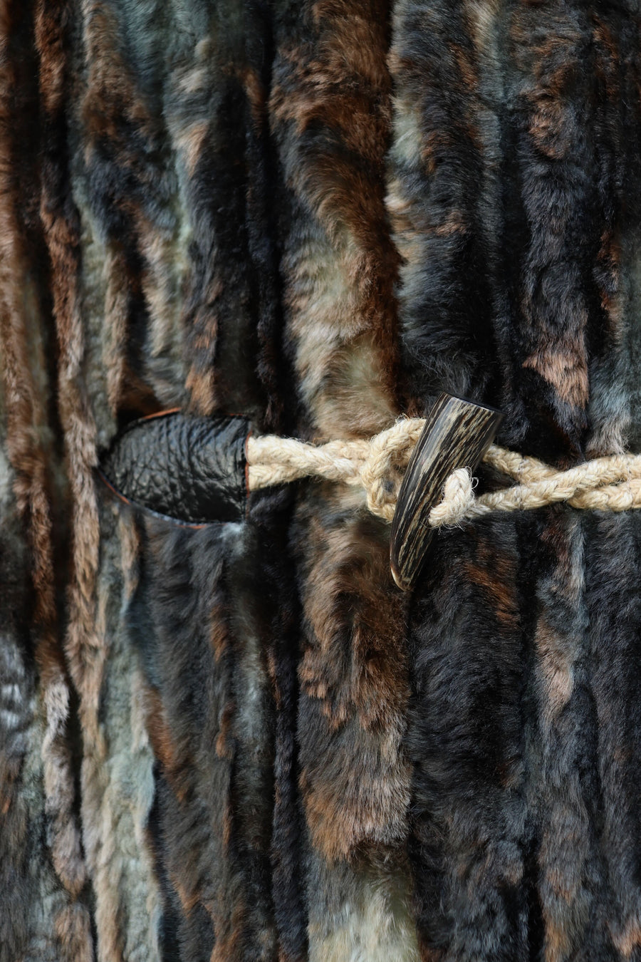 SUGARHILL  FUR COAT(BLACK & GREEN)