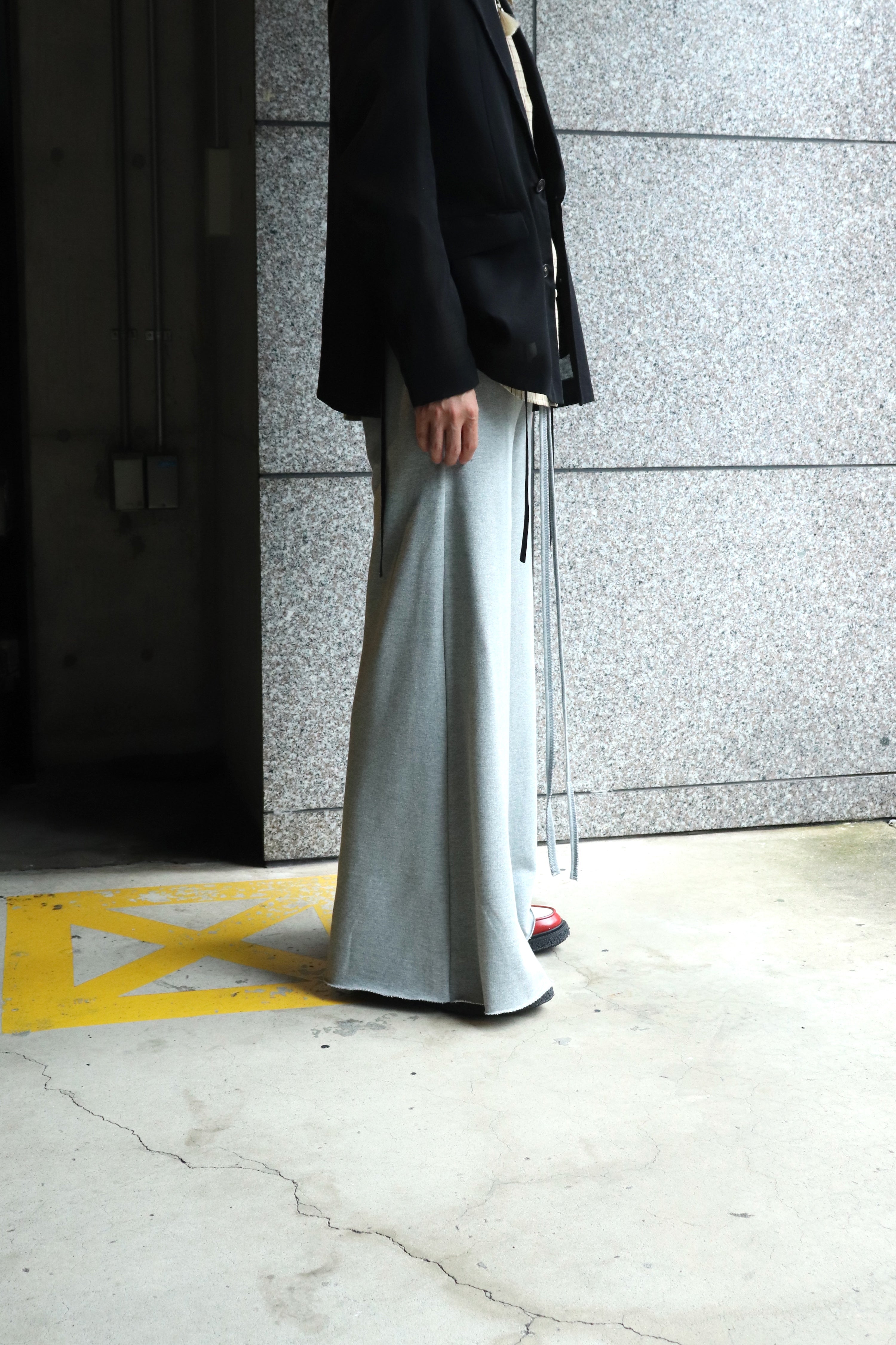 SHINYAKOZUKA(シンヤコヅカ)のORDINARY HOME MASSIVE FLAIR HEATHERの