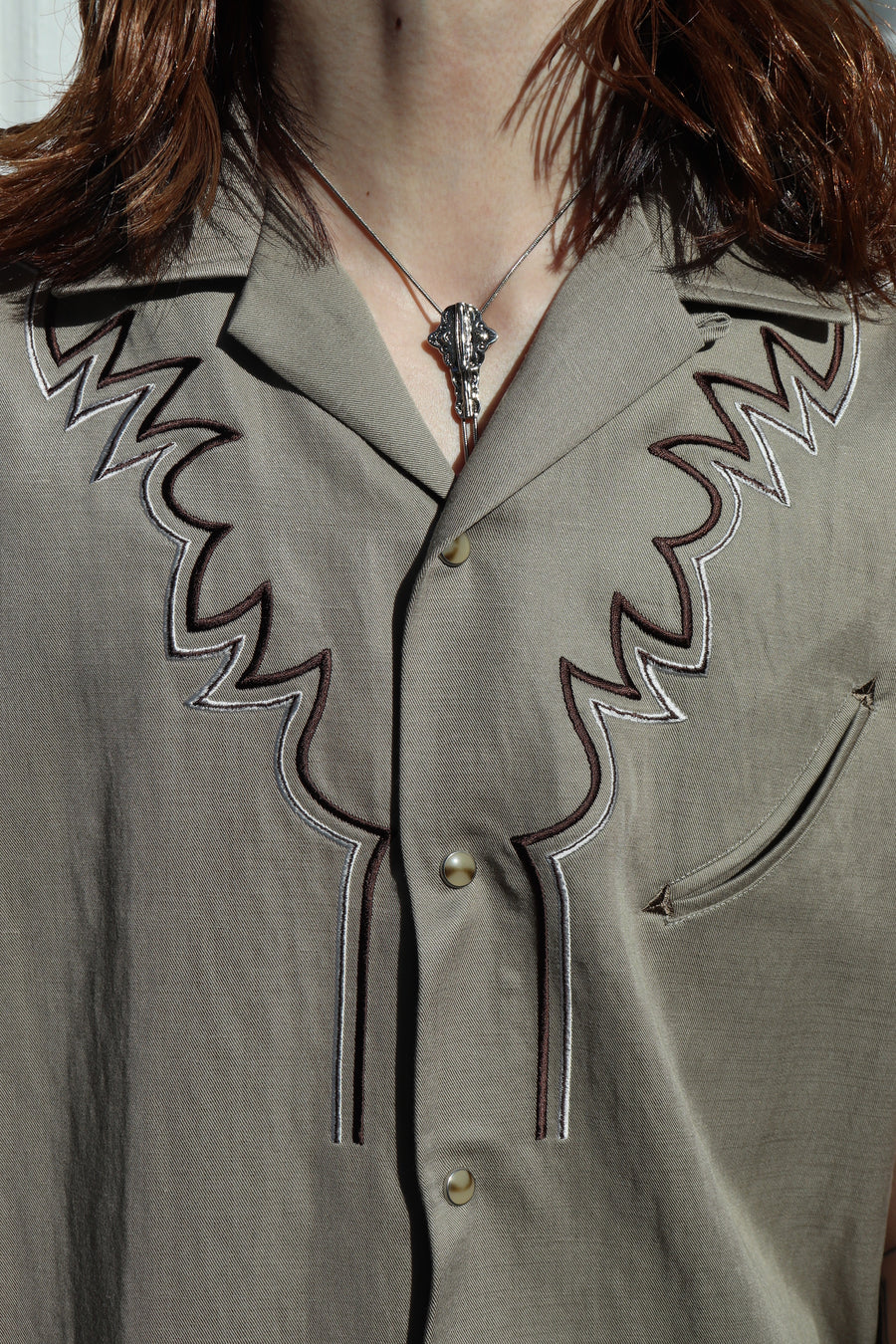 TOGA VIRILIS  Embroidery western S/S shirt(BEIGE)