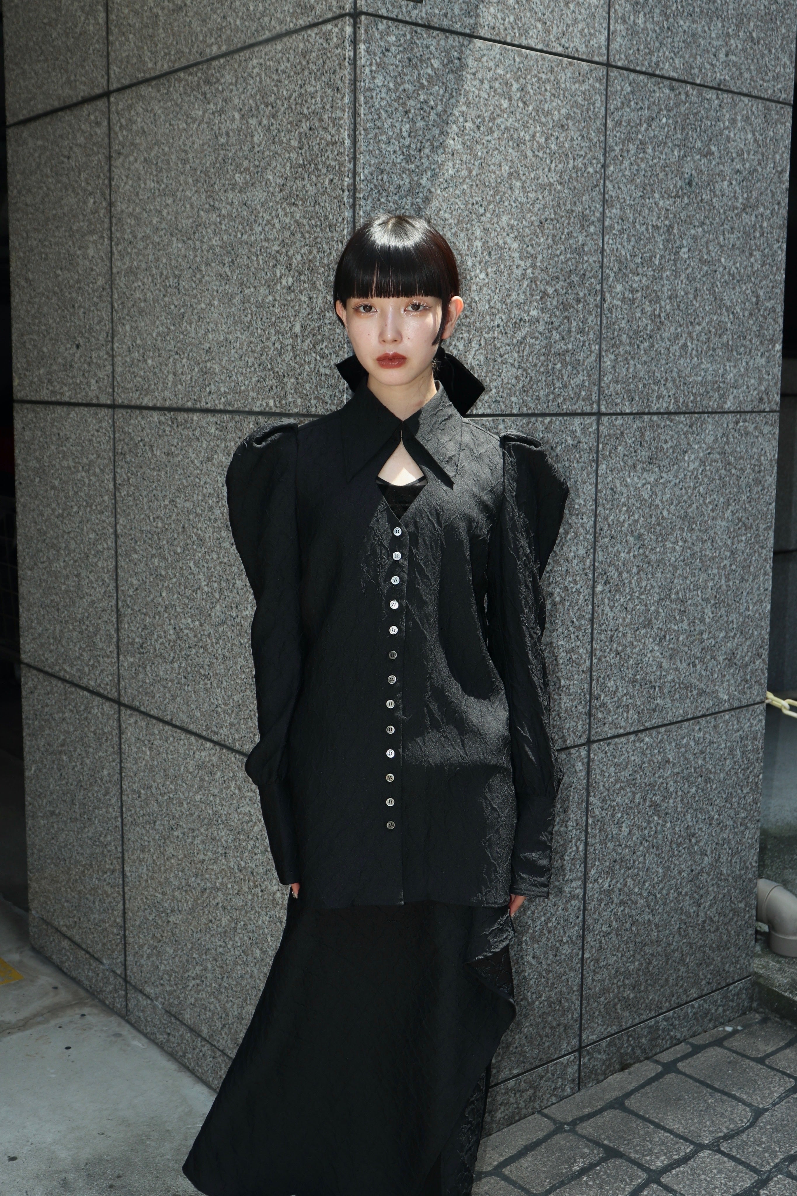 FETICO(フェティコ)のPUFF-SLEEVED FLORAL EMBOSSED SHIRT(シャツ)の 