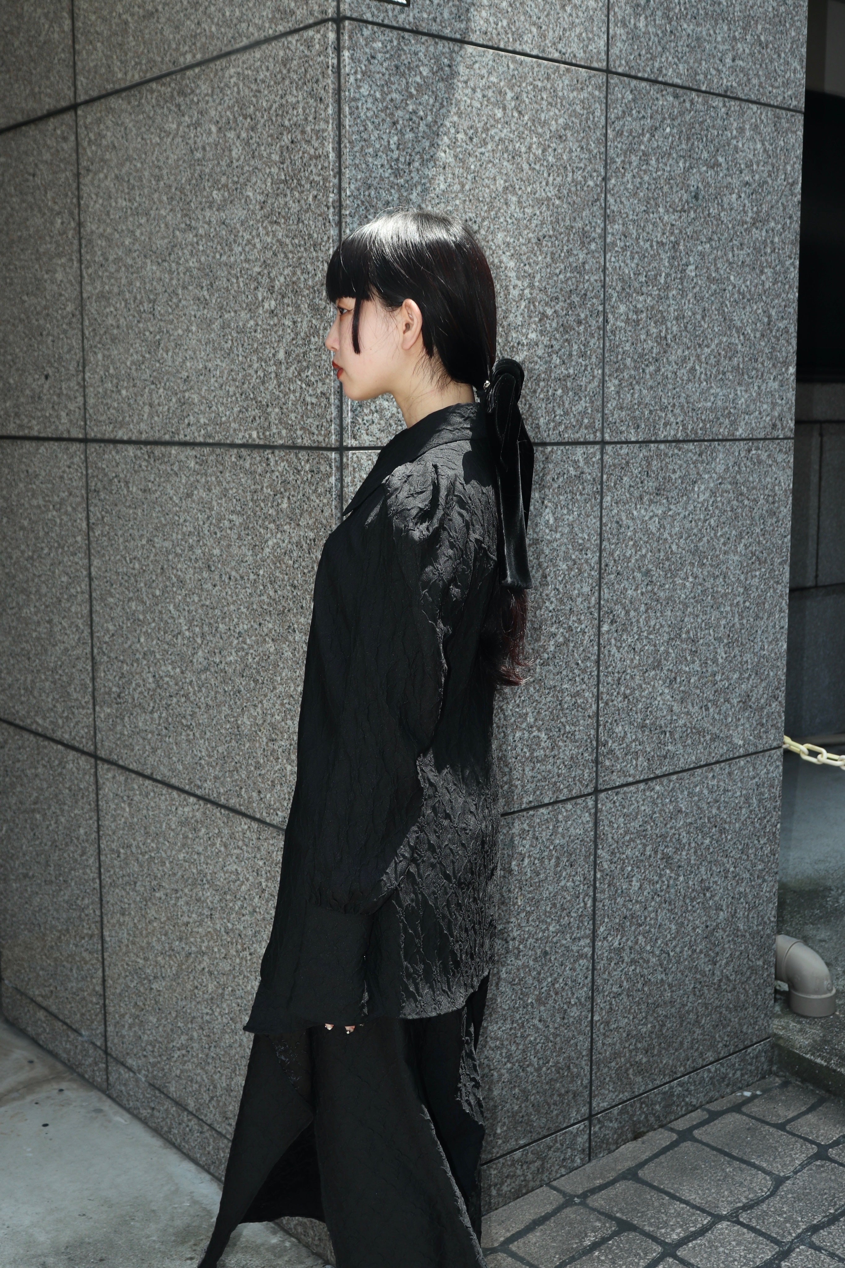 トップス FETICO PUFFSLEEVED FLORAL EMBOSSED SHIRT FETICO(フェティコ)のPUFF-SLEEVED FLORAL EMBOSSED SHIRT