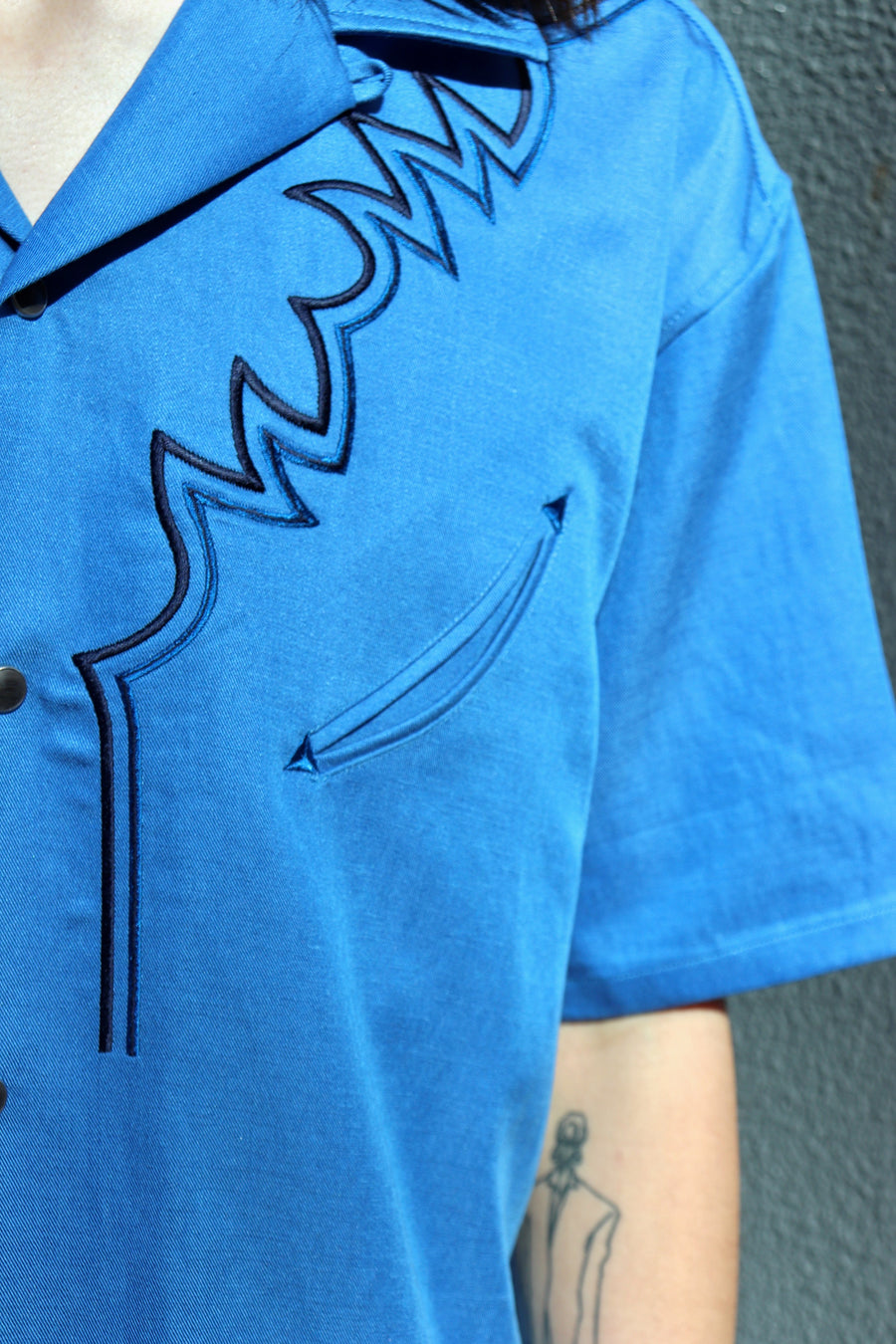 TOGA VIRILIS  Embroidery western S/S shirt(L.BLUE)