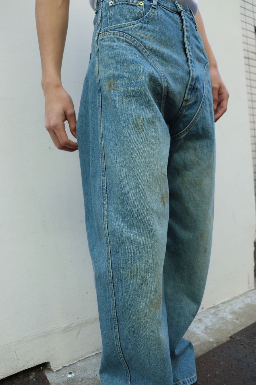 HOMMENA  Twisted Wide Denim Pants