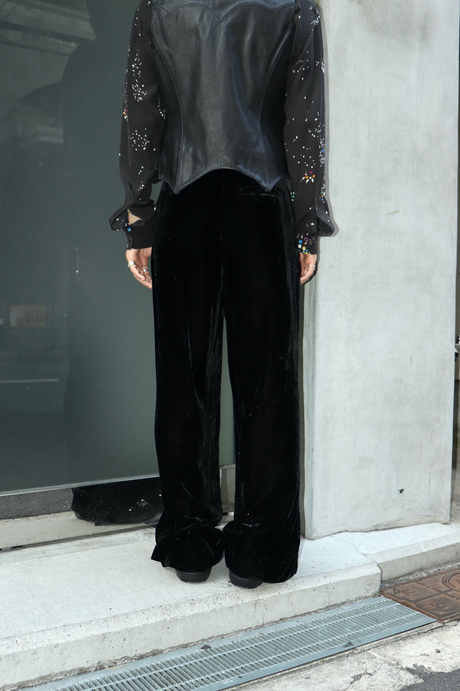 MASU  VELVET WIDE TROUSERS(BLACK)