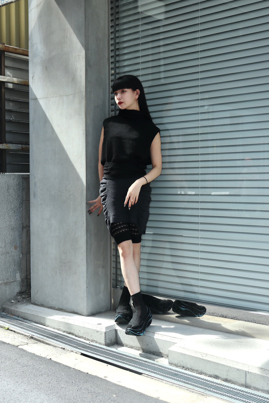 JUUKIFF  BONDAGE HIGH-NECK VEST IN WOOL