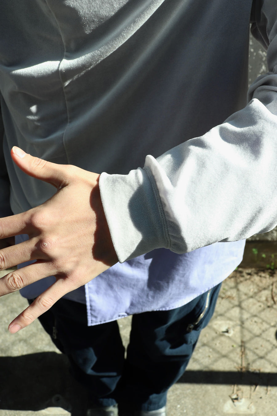 HOMMENA  Drape Long Sleeve Tee