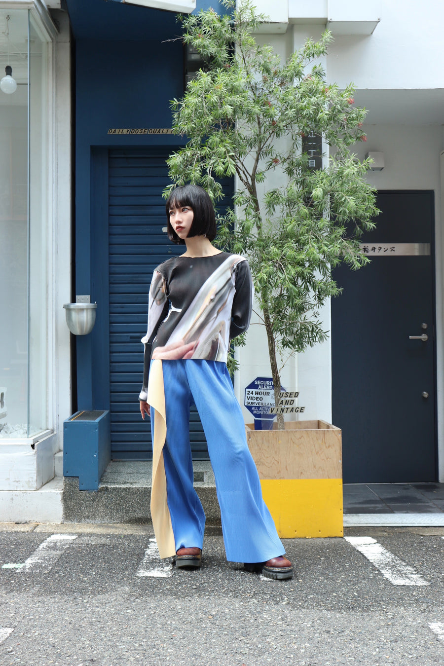 kotohayokozawa  PLEATD PANTS(BLUE)