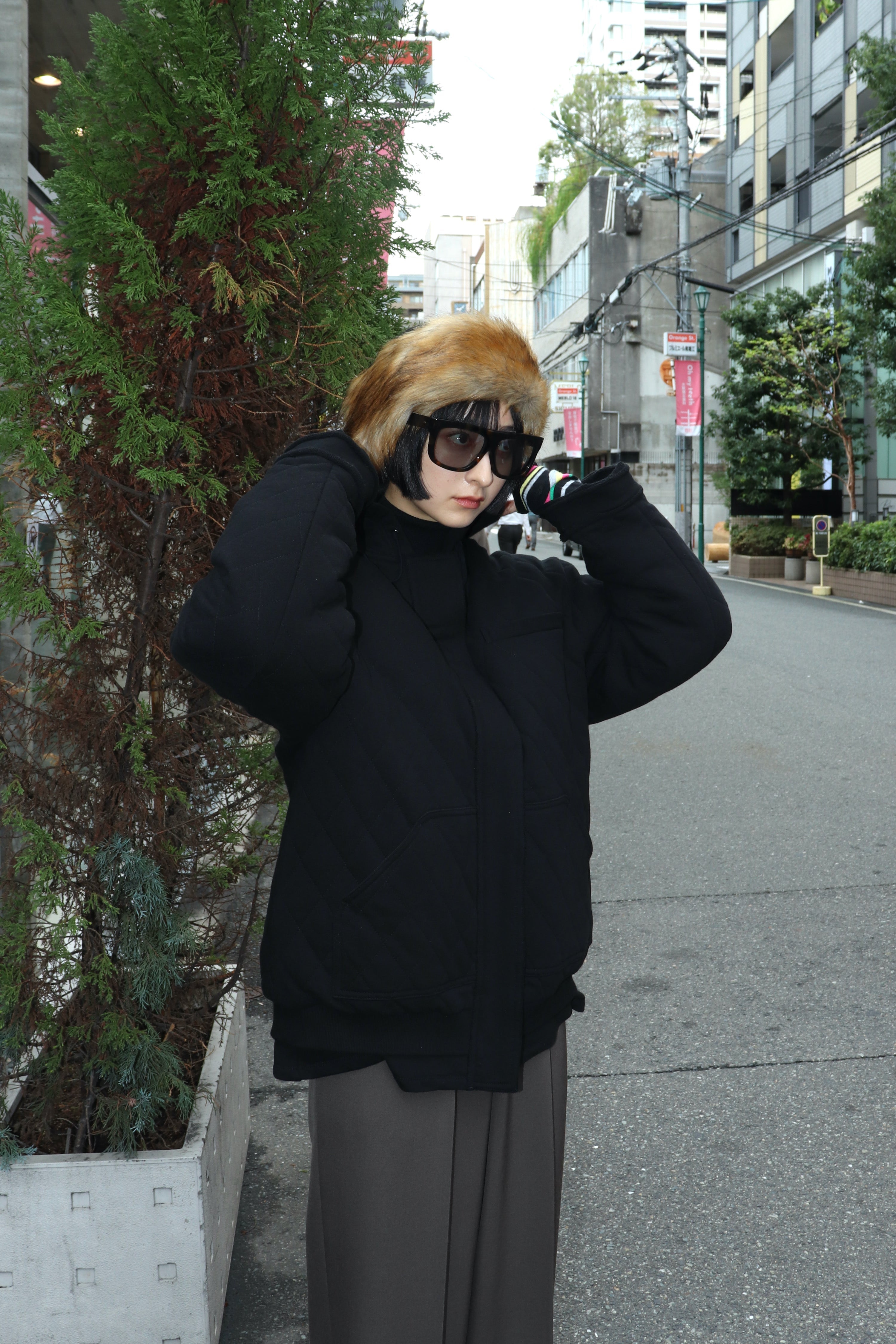 TOGA VIRILIS(トーガ ビリリース)のFur headband BROWNの通販｜PALETTE