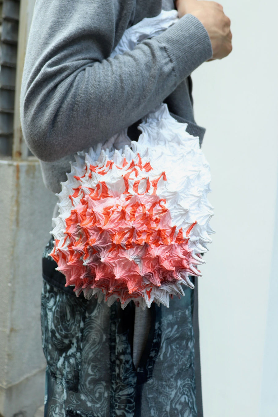 MASU  SPIKY NEWTON BAG(WHITE)