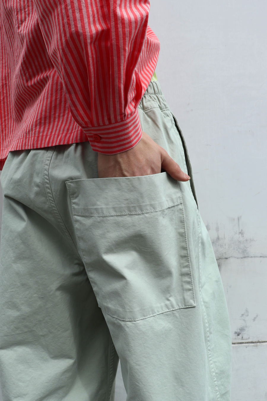 toogood(トゥーグッド)のTHE ETCHER TROUSER PEBBLEの通販｜PALETTE