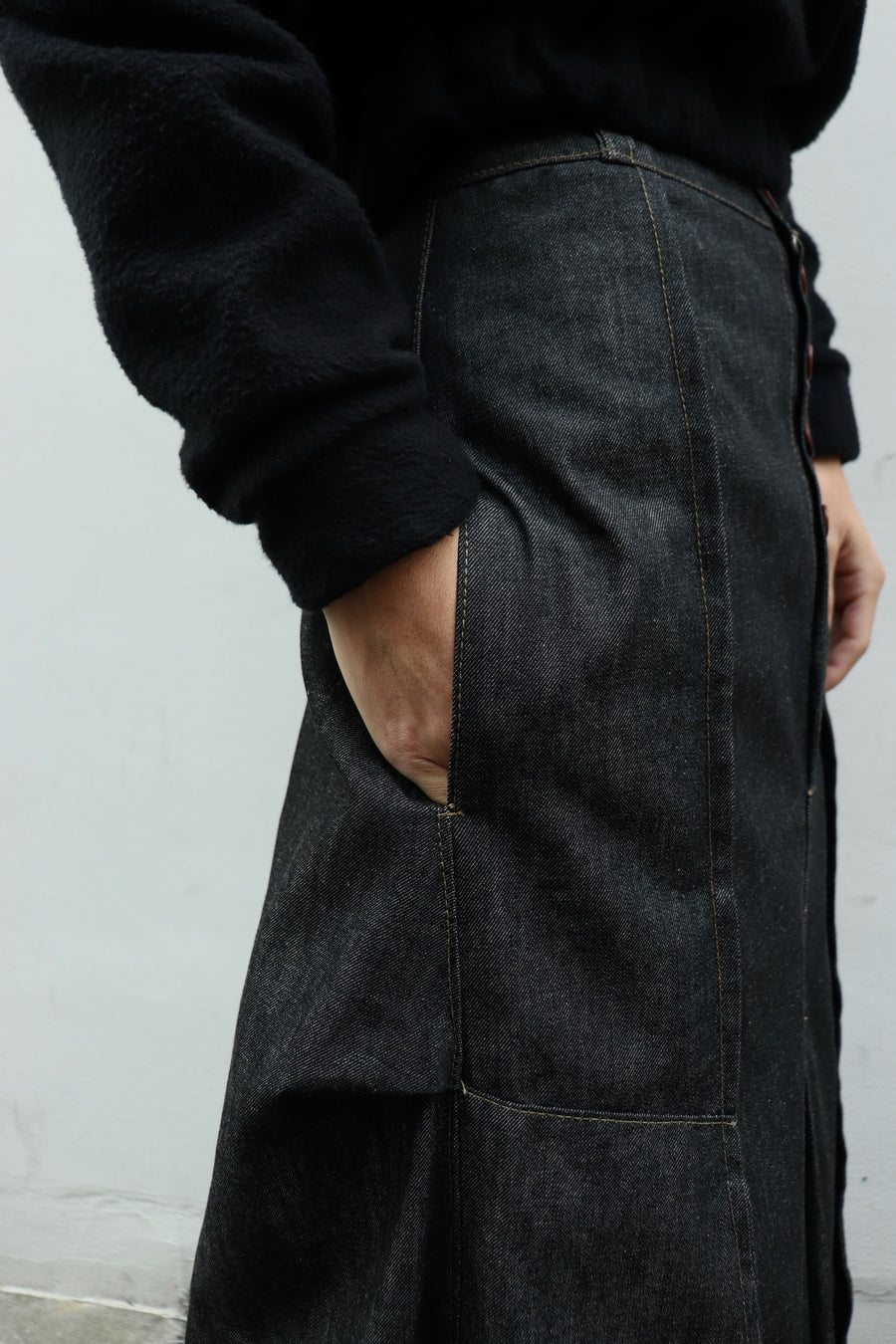 Tiscar Espadas  CAP5 THE STRONG BELL SKIRT