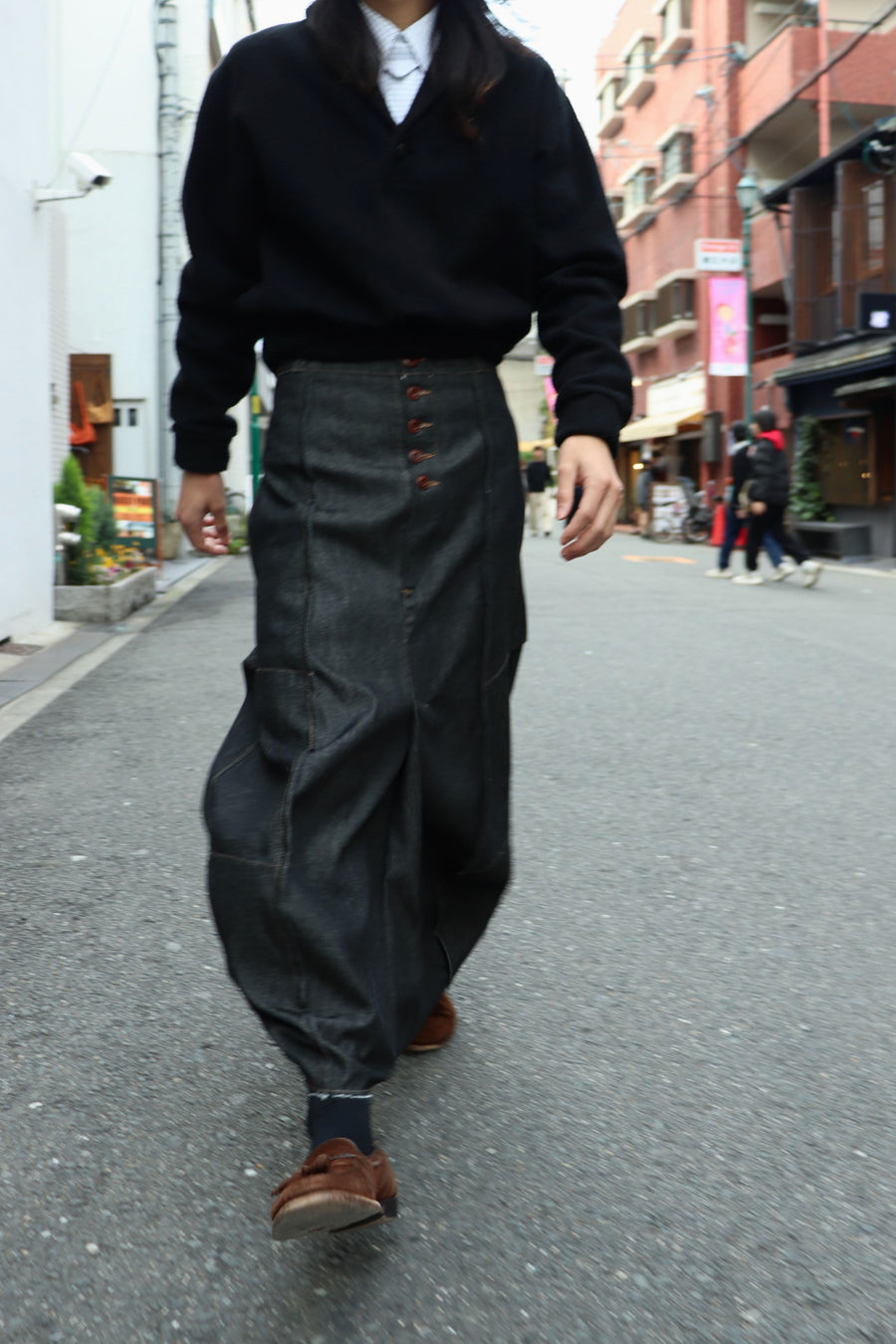 Tiscar Espadas  CAP5 THE STRONG BELL SKIRT