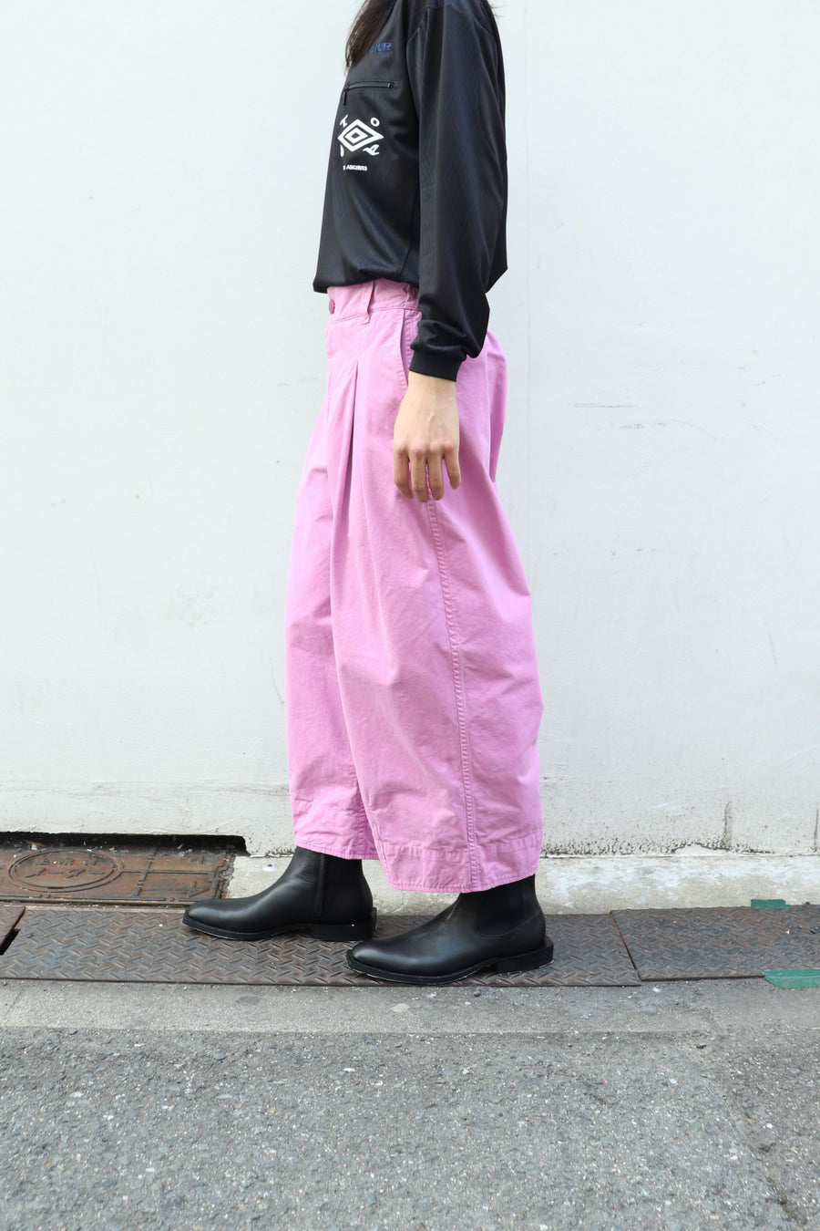 toogood(トゥーグッド)のTHE ETCHER TROUSER RASPBERRYの通販｜PALETTE