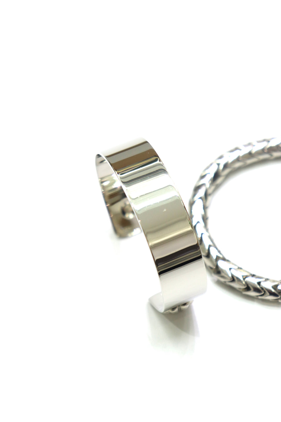 TOGA Metal bangle set