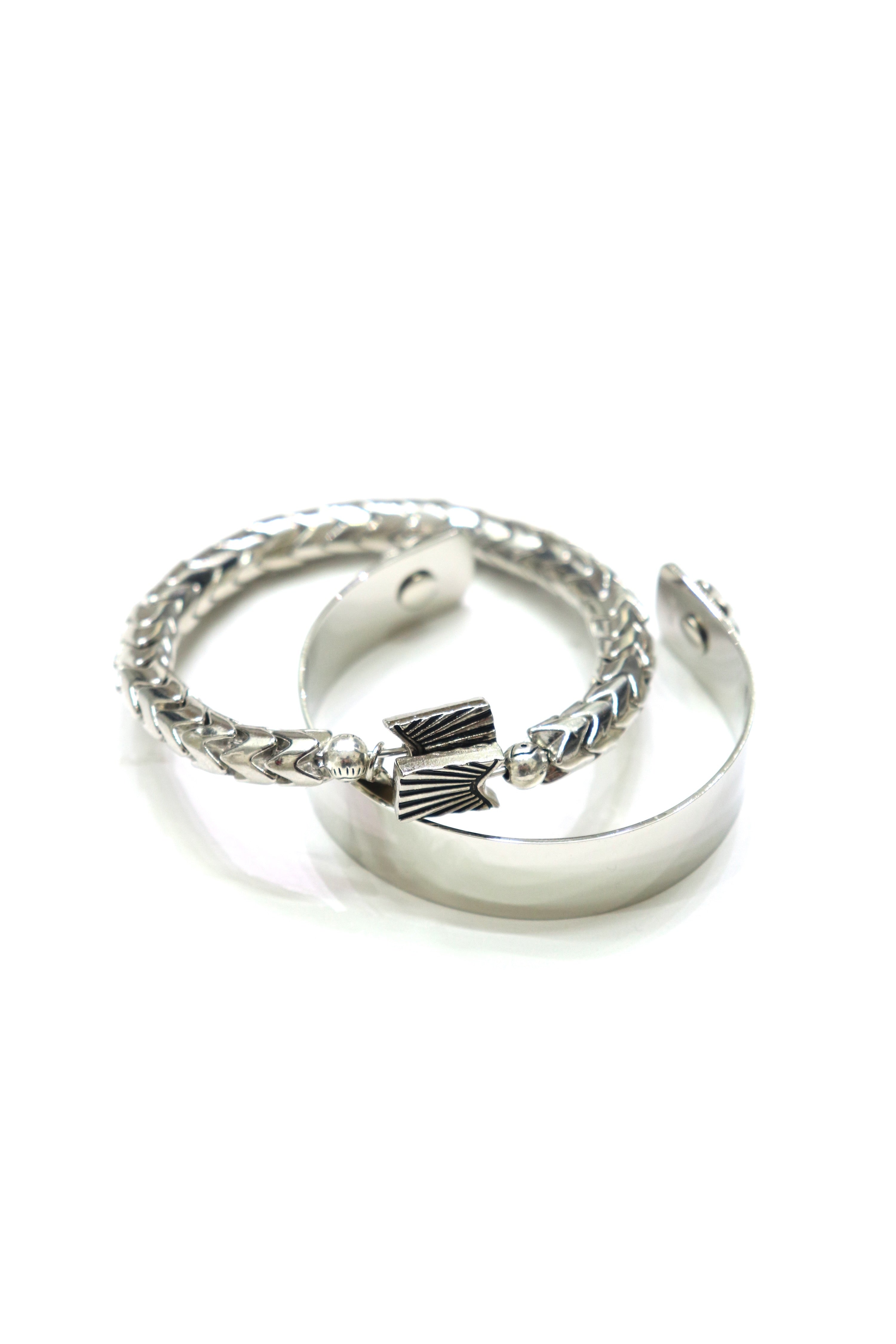 アクセサリー TOGA VIRILIS/l bangle set TOGA VIRILIS(トーガ ビリリース)のMetal bangle setの通販｜PALETTE