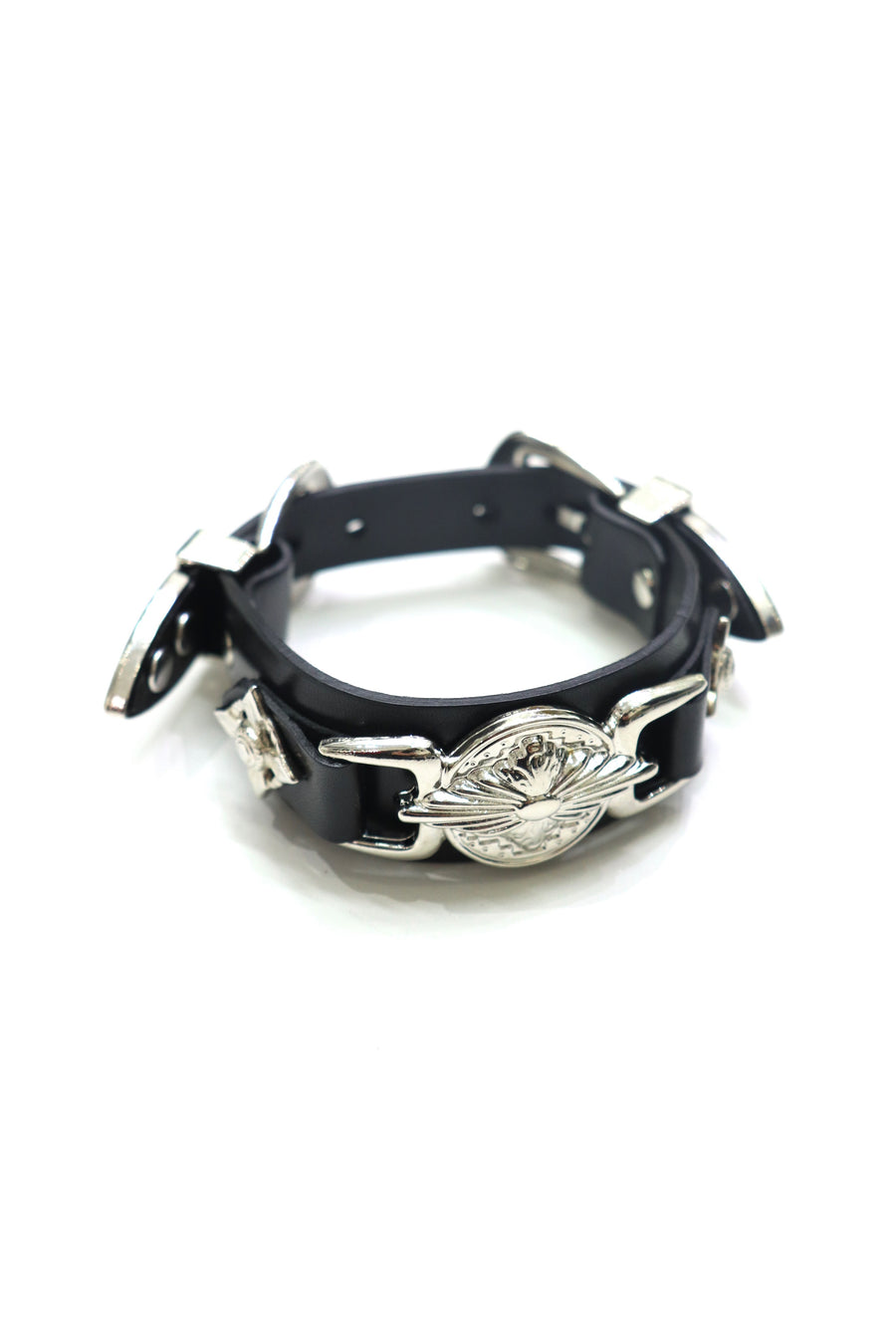 TOGA  Double buckle concho bangle