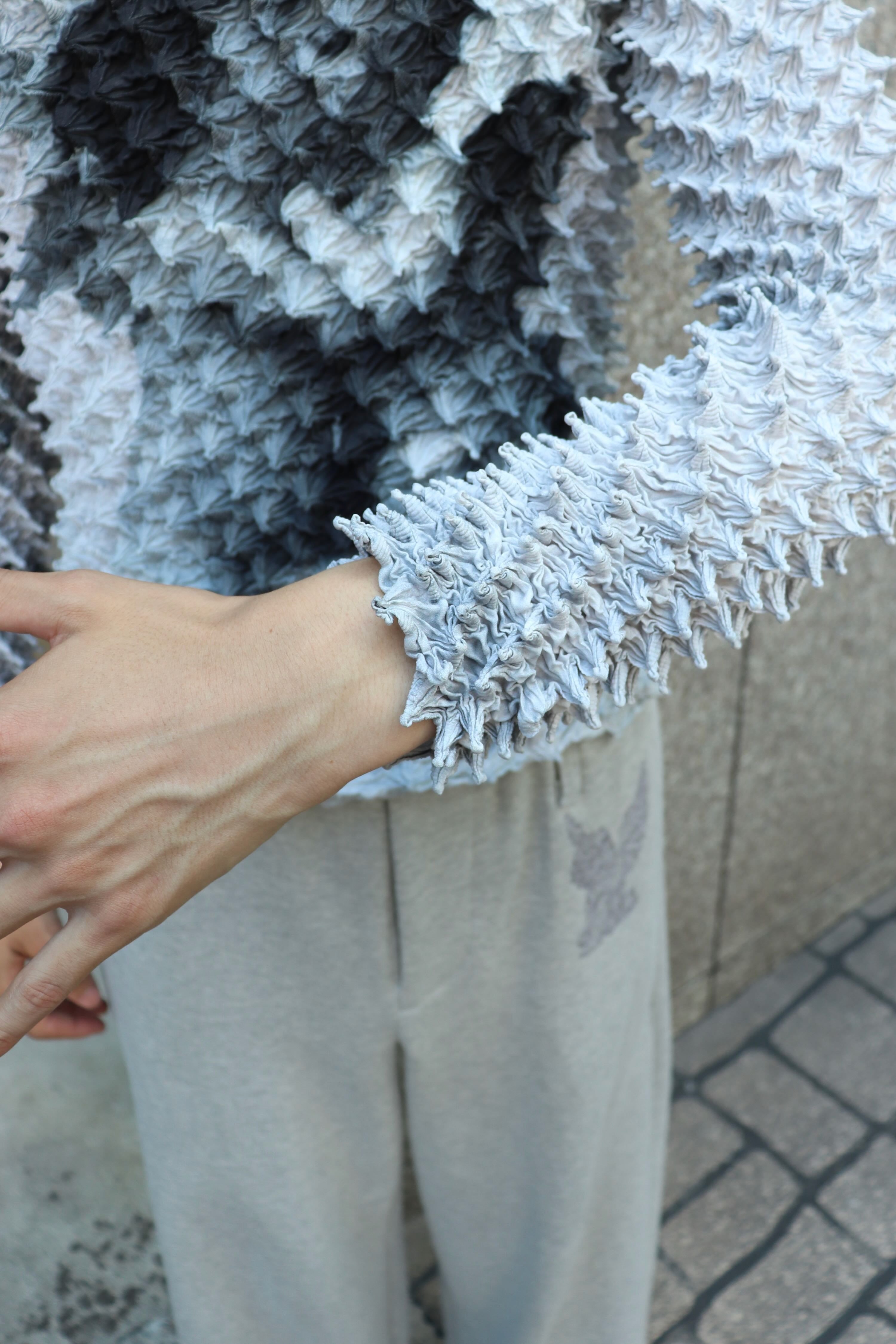 MASU(エムエーエスユー)のSPIKY ANGEL TOPS GRAYの通販｜PALETTE art