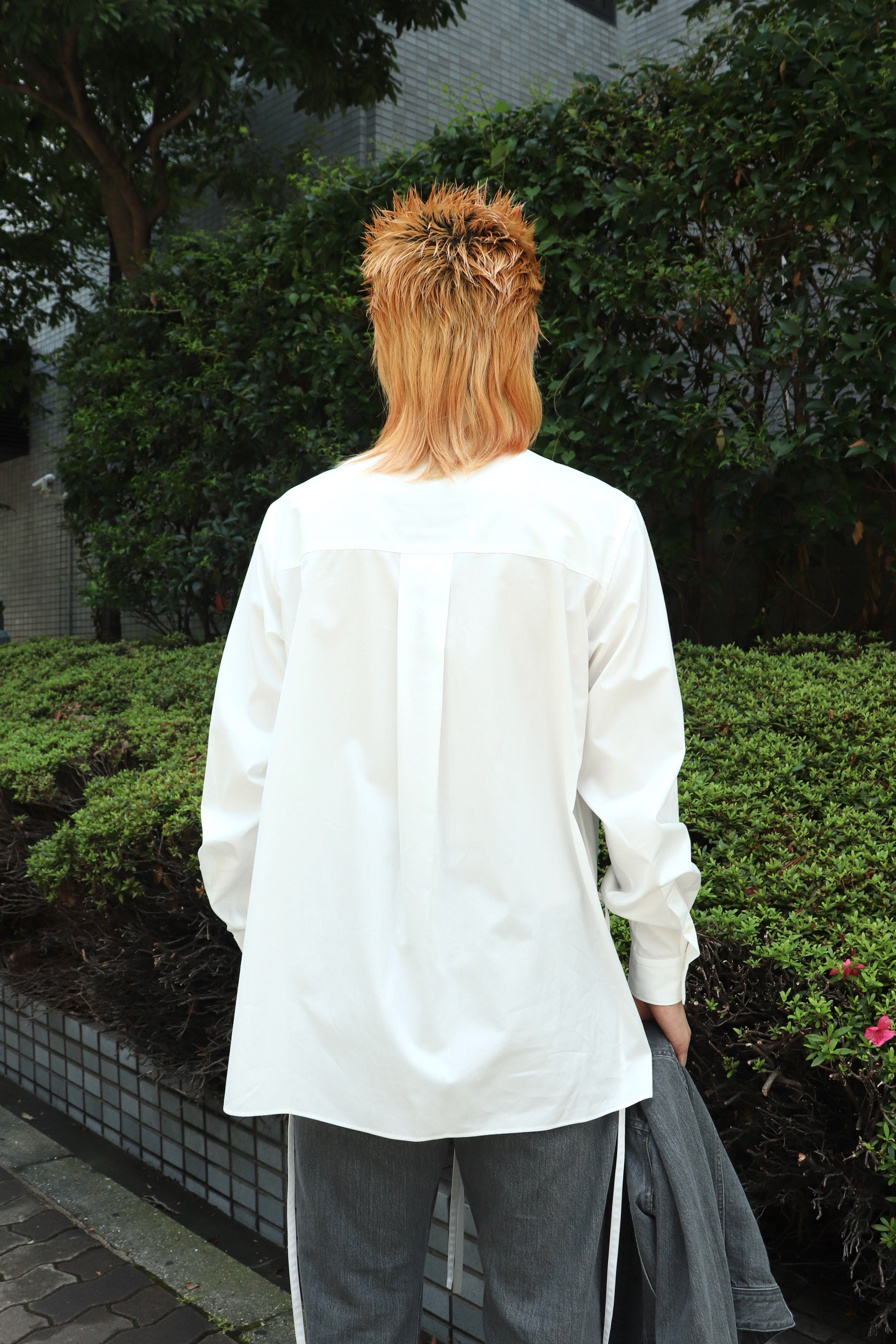 SOSHIOTSUKI(ソウシオオツキ)のTHE KIMONO BREASTED SHIRT-2 WHITEの