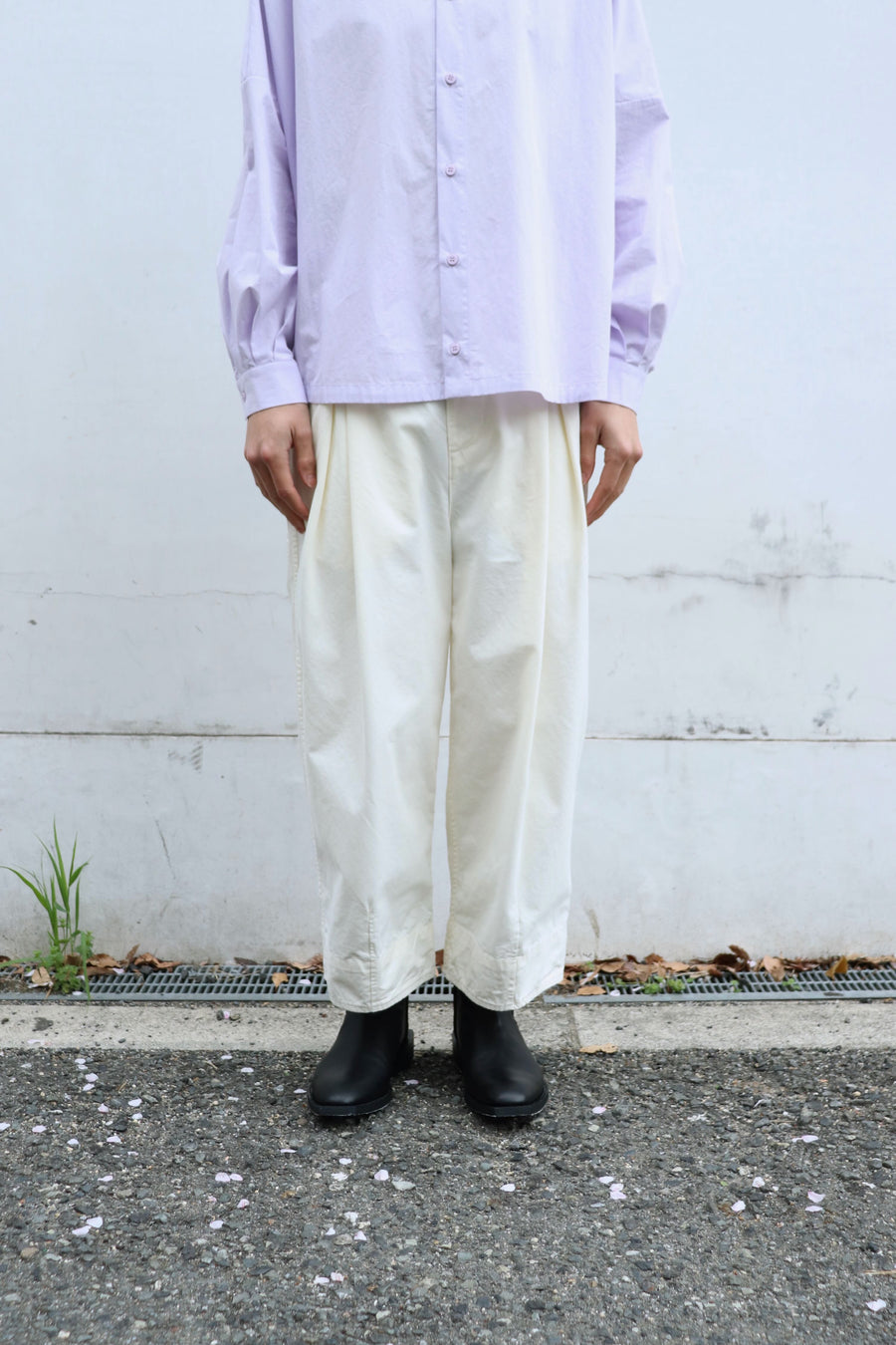 toogood(トゥーグッド)のTHE ETCHER TROUSER YOGHURTの通販｜PALETTE