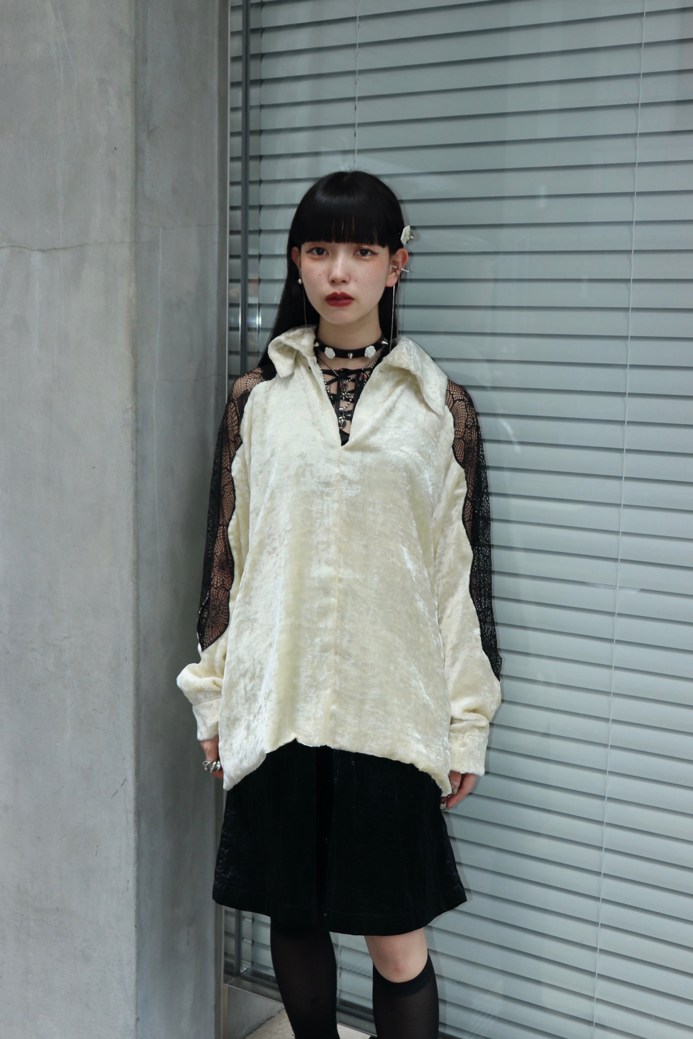 TOGA VIRILIS(トーガ ビリリース)のVelvet lace shirtの通販｜PALETTE art aliveのオンラインショップ –  PALETTE art alive ONLINE STORE