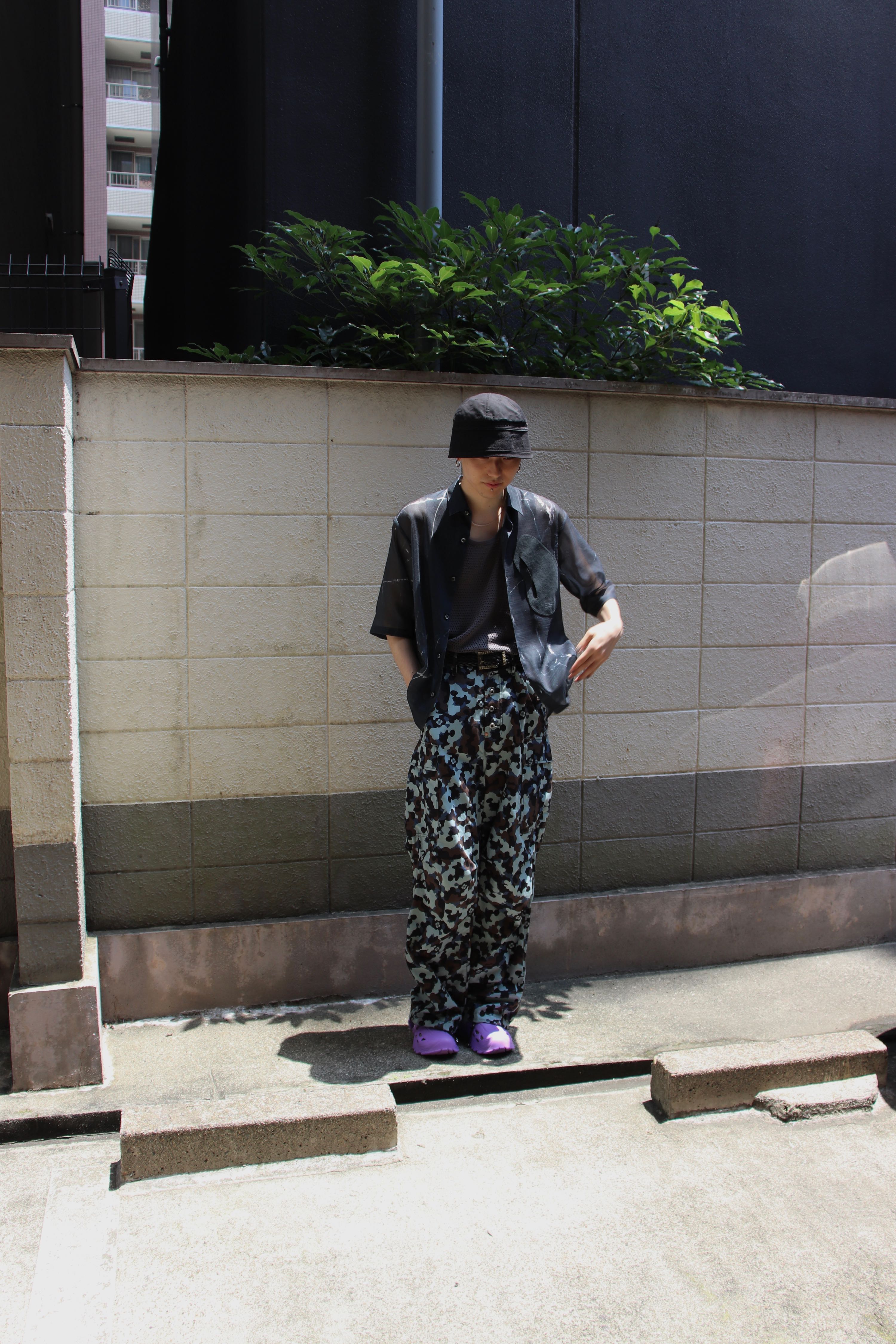 SUGARHILL(シュガーヒル)のFLOWER CAMO CARGO TROUSERS BLUE CAMOの