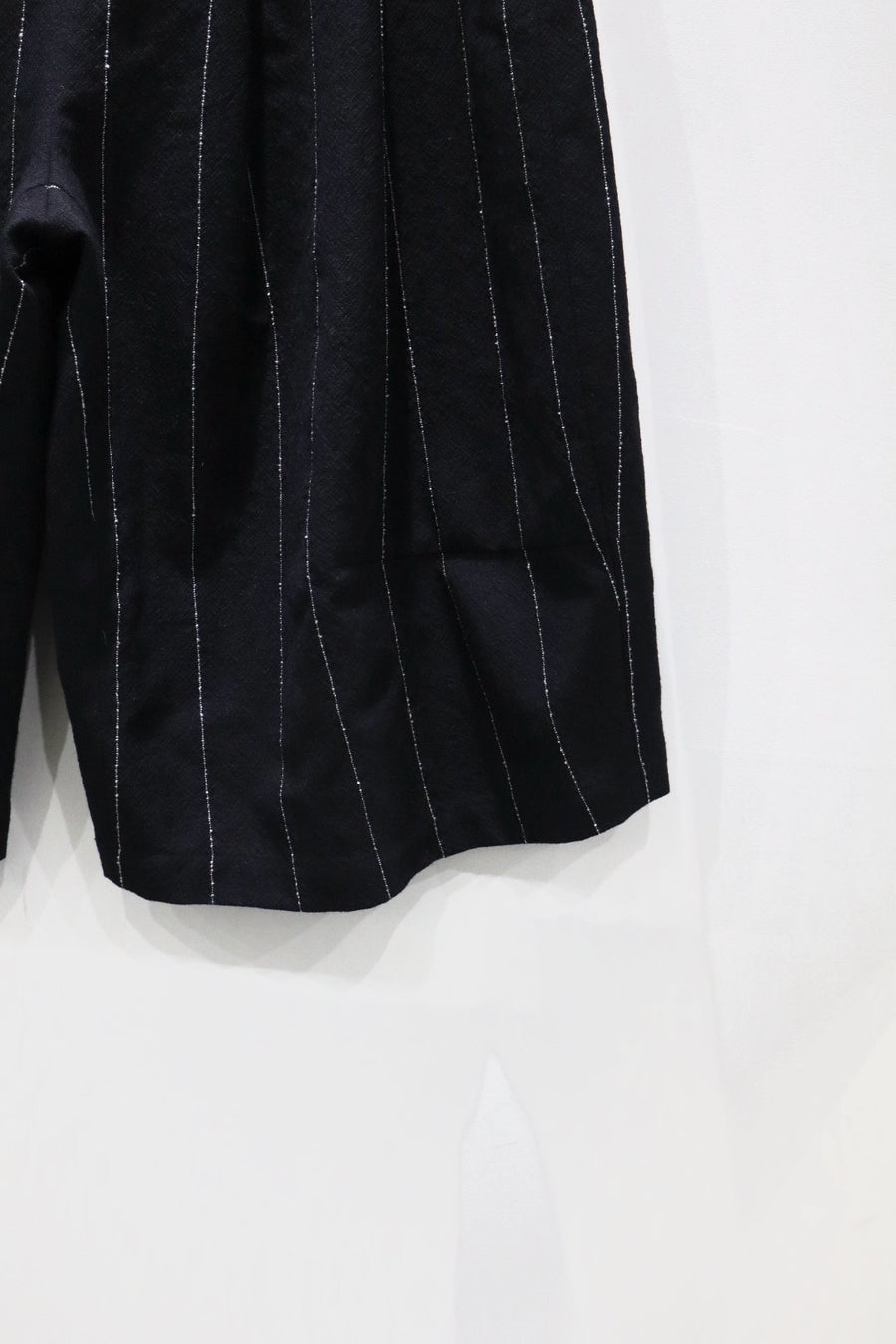 SHINYAKOZUKA(シンヤコヅカ)のBAGGY SHORTS PINSTRIPEの通販｜PALETTE