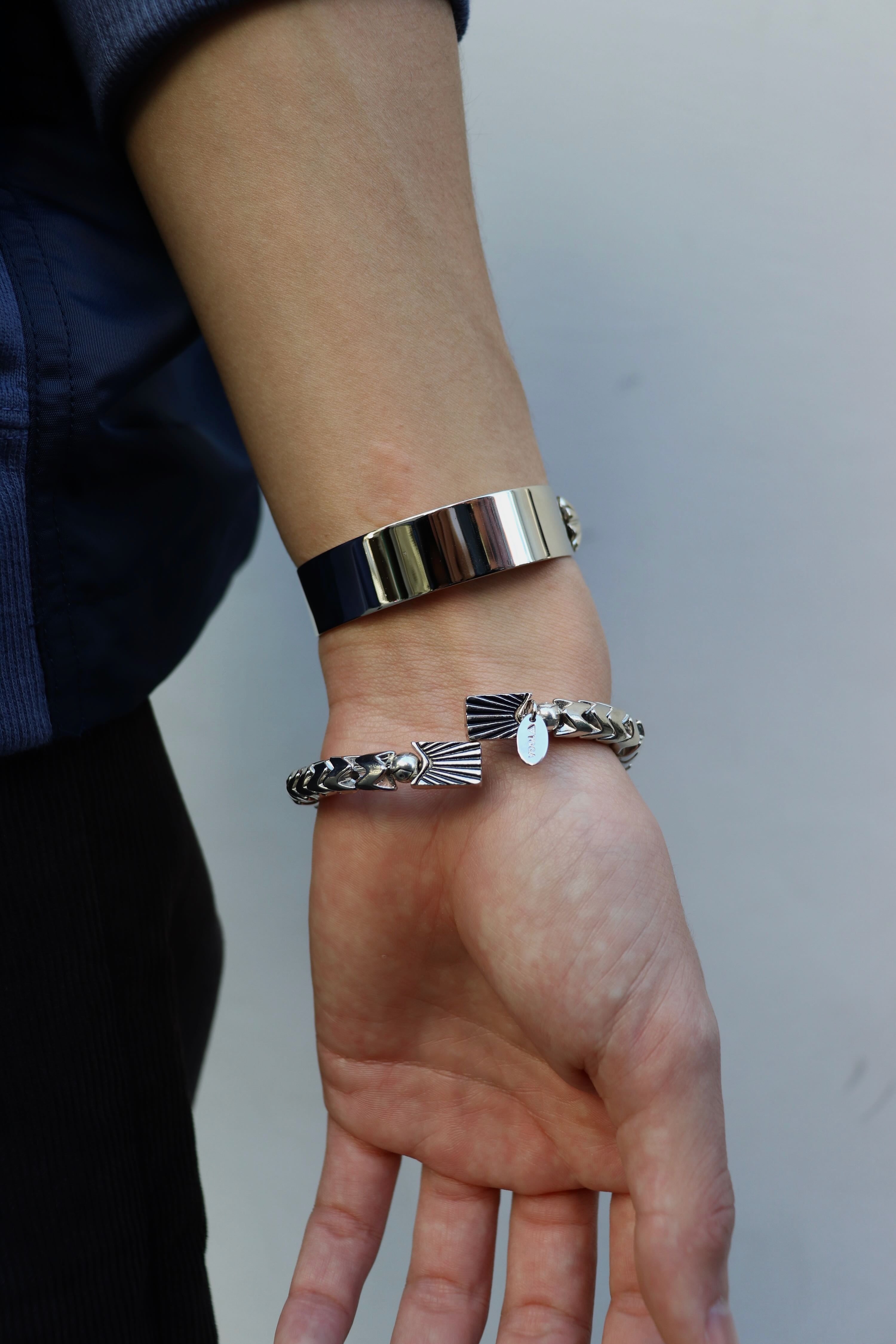 TOGA VIRILIS(トーガ ビリリース)のMetal bangle setの通販｜PALETTE