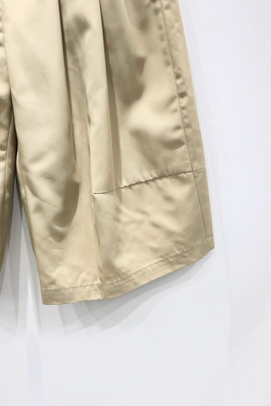 SHINYAKOZUKA(シンヤコヅカ)のBAGGY SHORTS BEIGEの通販｜PALETTE art