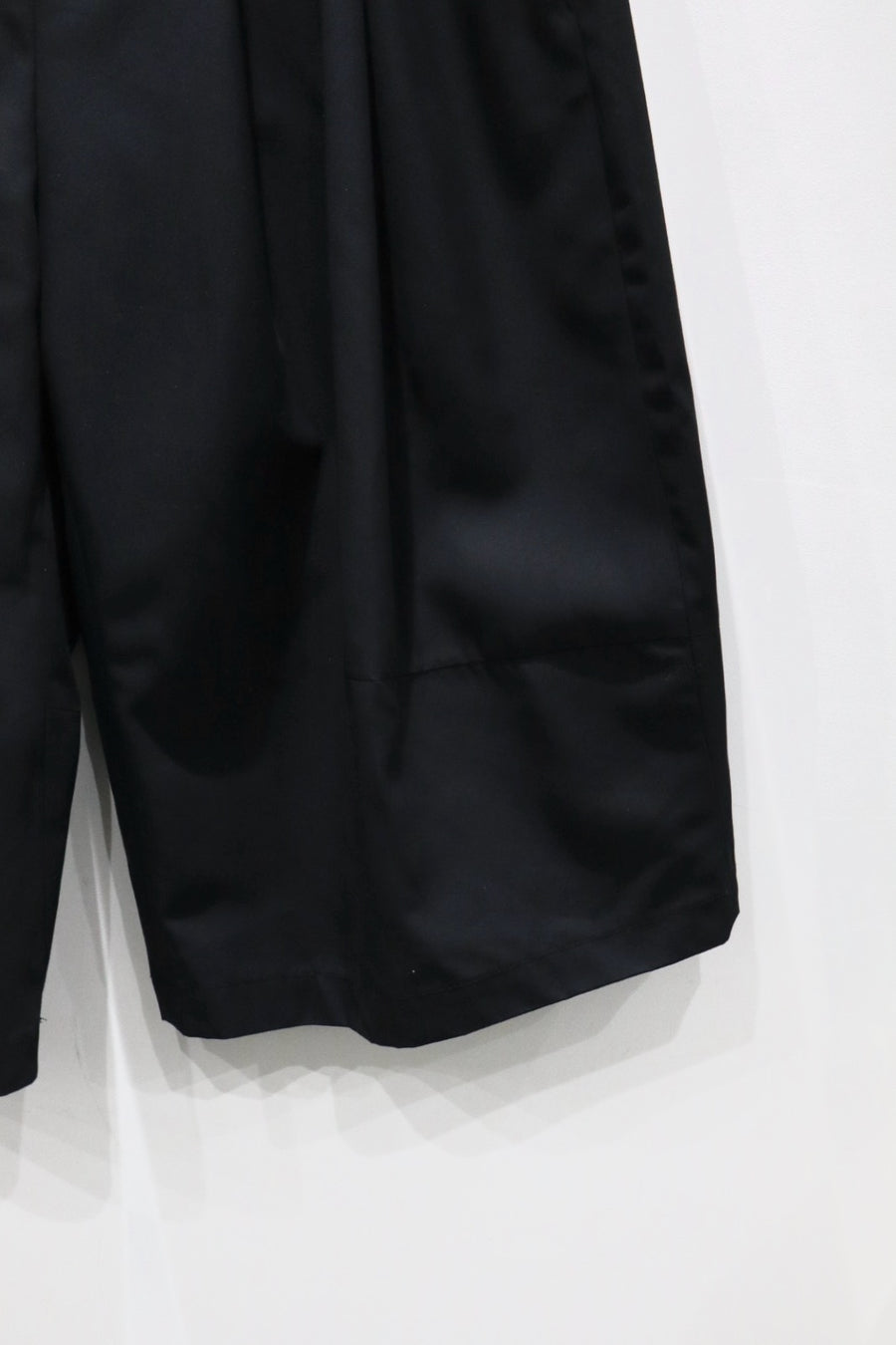 SHINYAKOZUKA(シンヤコヅカ)のBAGGY SHORTS BLACKの通販｜PALETTE art
