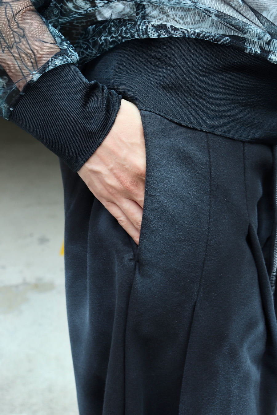 SHINYAKOZUKA  WASHED ORDINARY HOME BAGGY(WASHED BLACK)