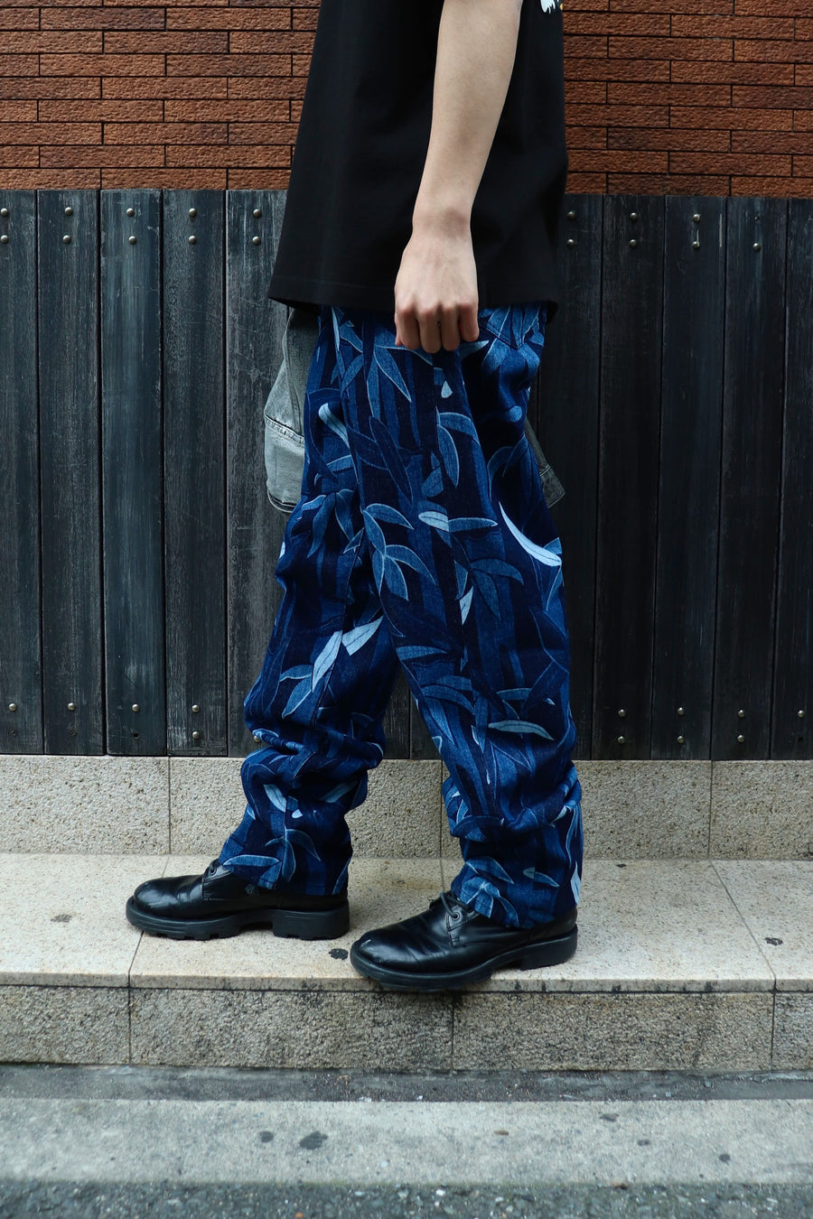 KENZO  KENZO CHIKU-RIN CAMO BOTAN LOOSE FIT JEANS