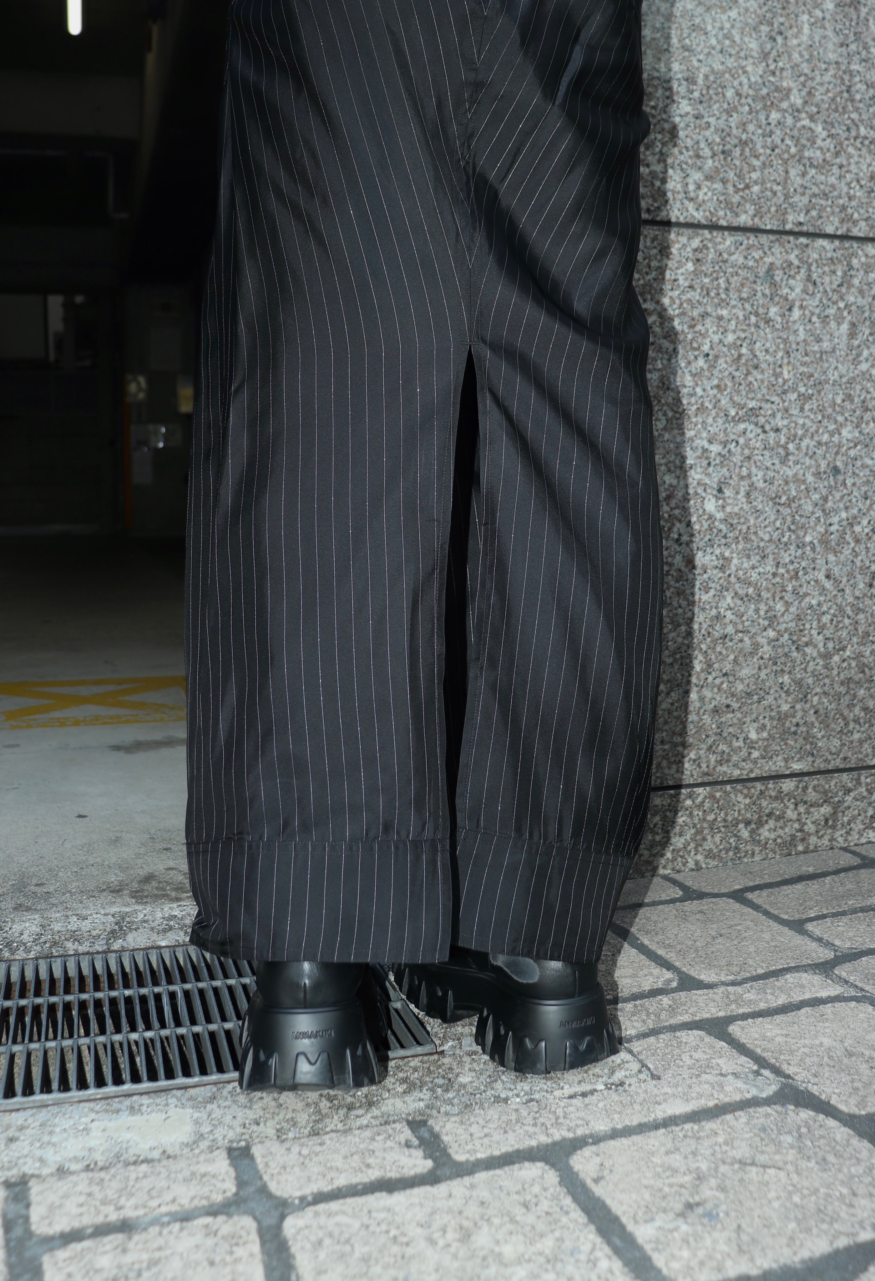 mukcyen(ムッシャン)のst lining skirt BLACKの通販｜PALETTE art