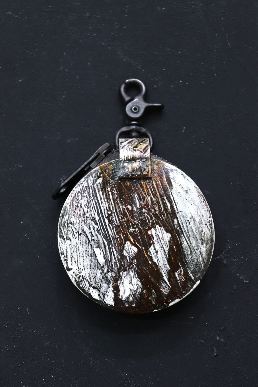 KAGARI YUSUKE  都市型迷彩 吊るすコインケース(茶)