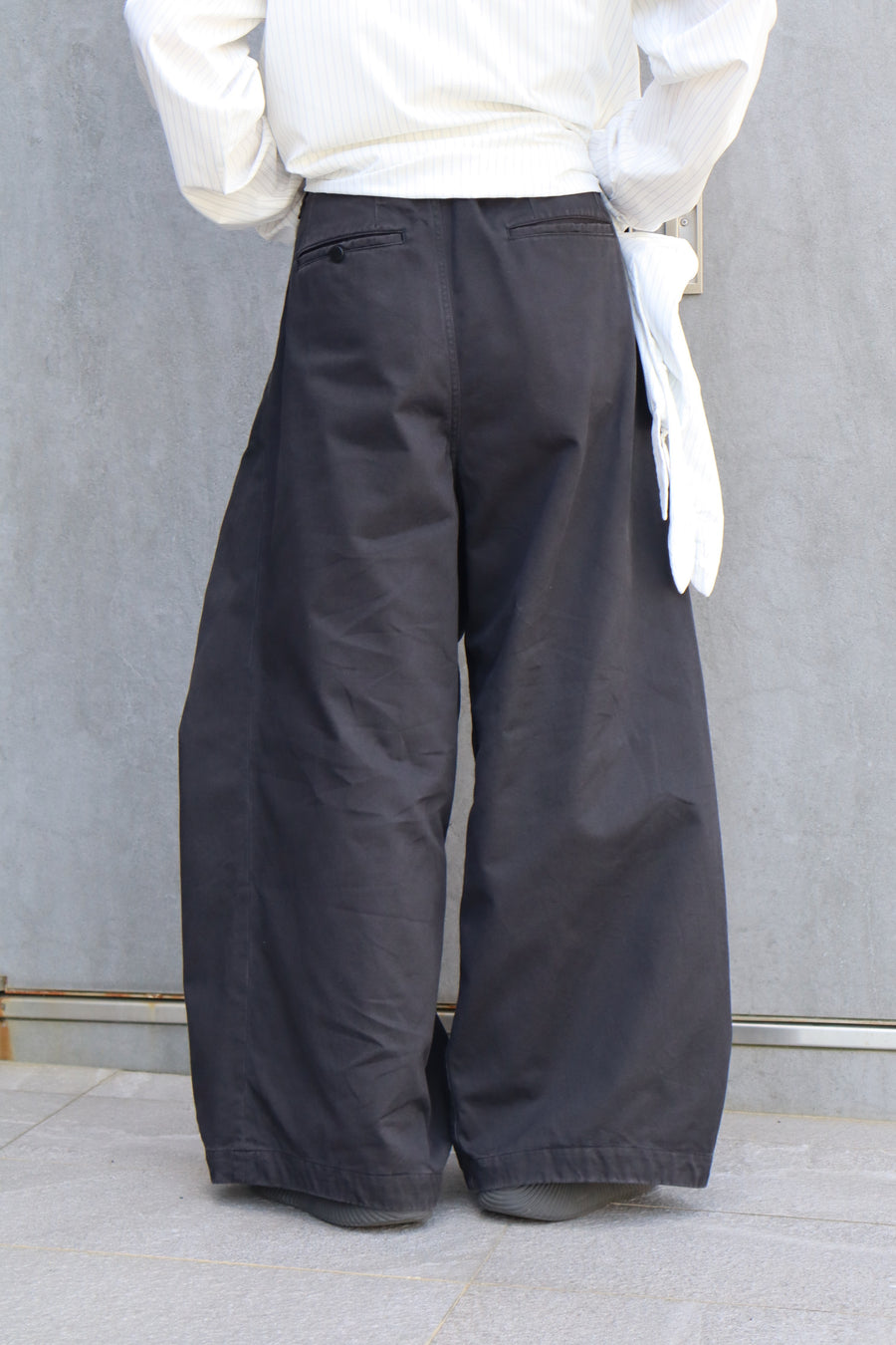 MINUS(マイナス)のWrapped Work Trousers With Night-Cut AGED TWILL