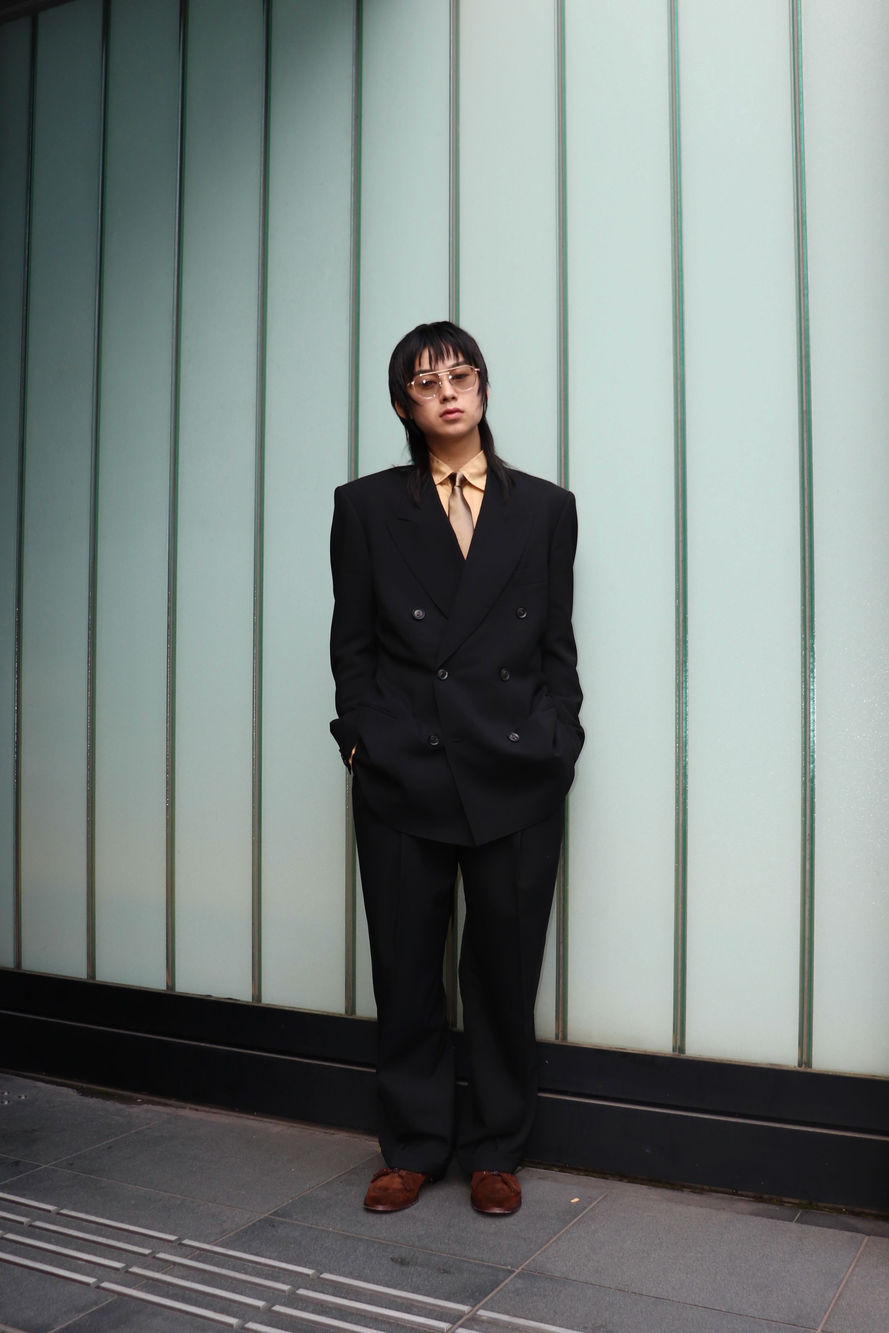SOSHIOTSUKI(ソウシオオツキ)の3 TUCK WIDE TROUSERS BLACKの通販