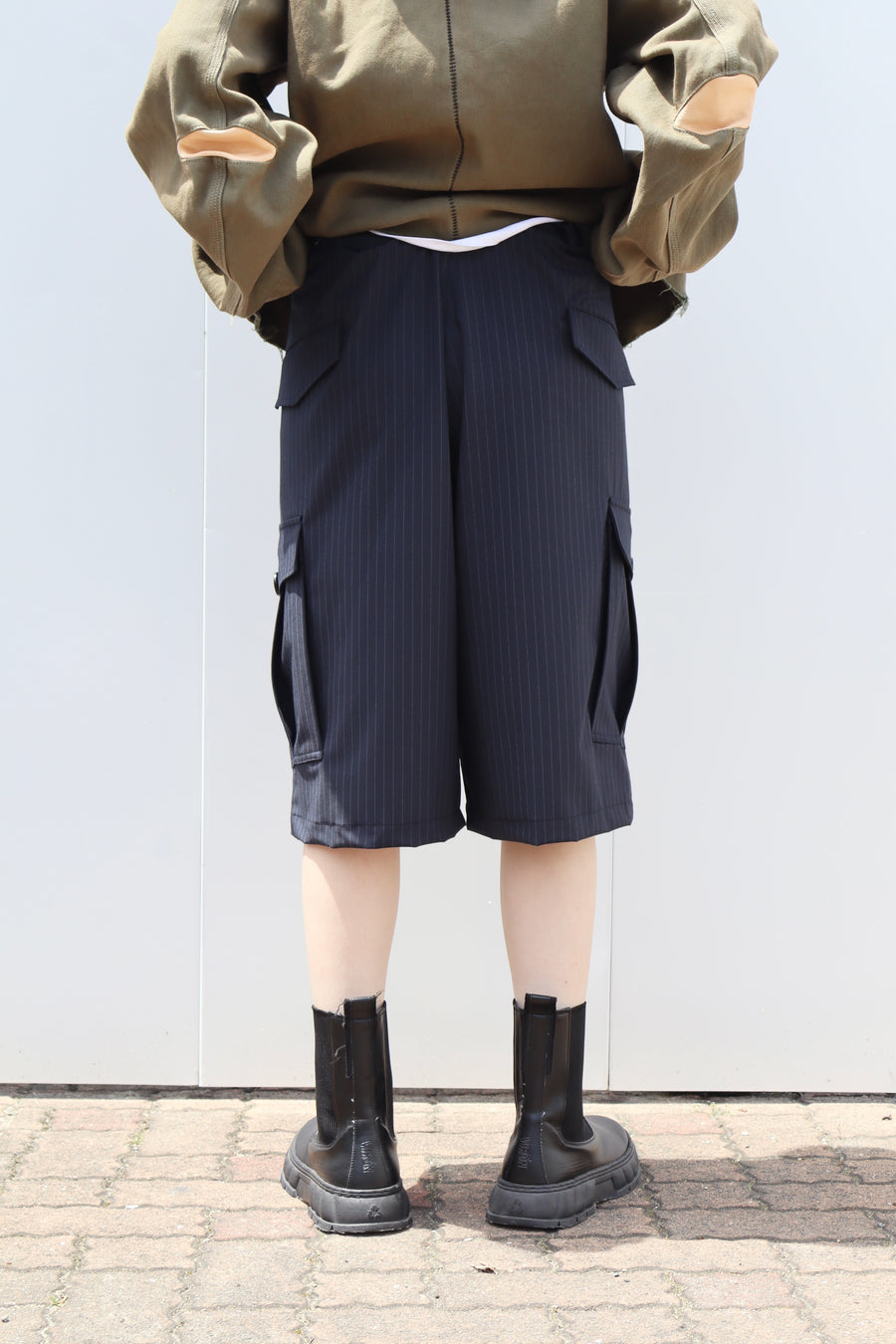 Laid.B(レイドビー)のRelax Banker's Cargo Navy(パンツ)の通販