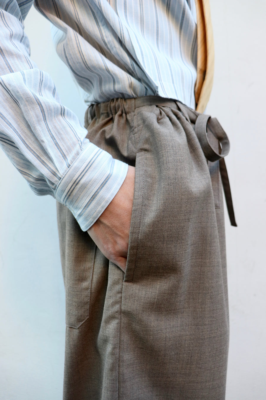 g*t様 SOSHIOTSUKI WIDE JUDOTROUSERS BROWN SOSHIOTSUKI(ソウシオオツキ)のWIDE JUDO TROUSERSの通販｜PALETTE art