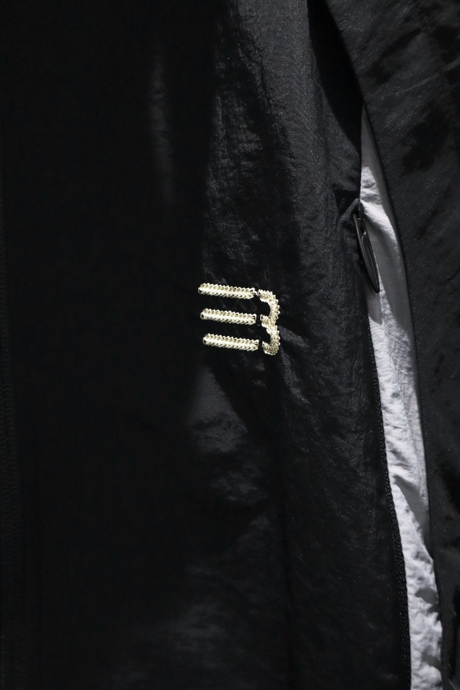 NAMESAKE  MECHALLE SS TRACK TOP