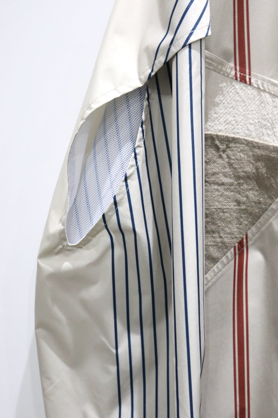 NAMESAKE  JONAS WARMUP CREWNECK