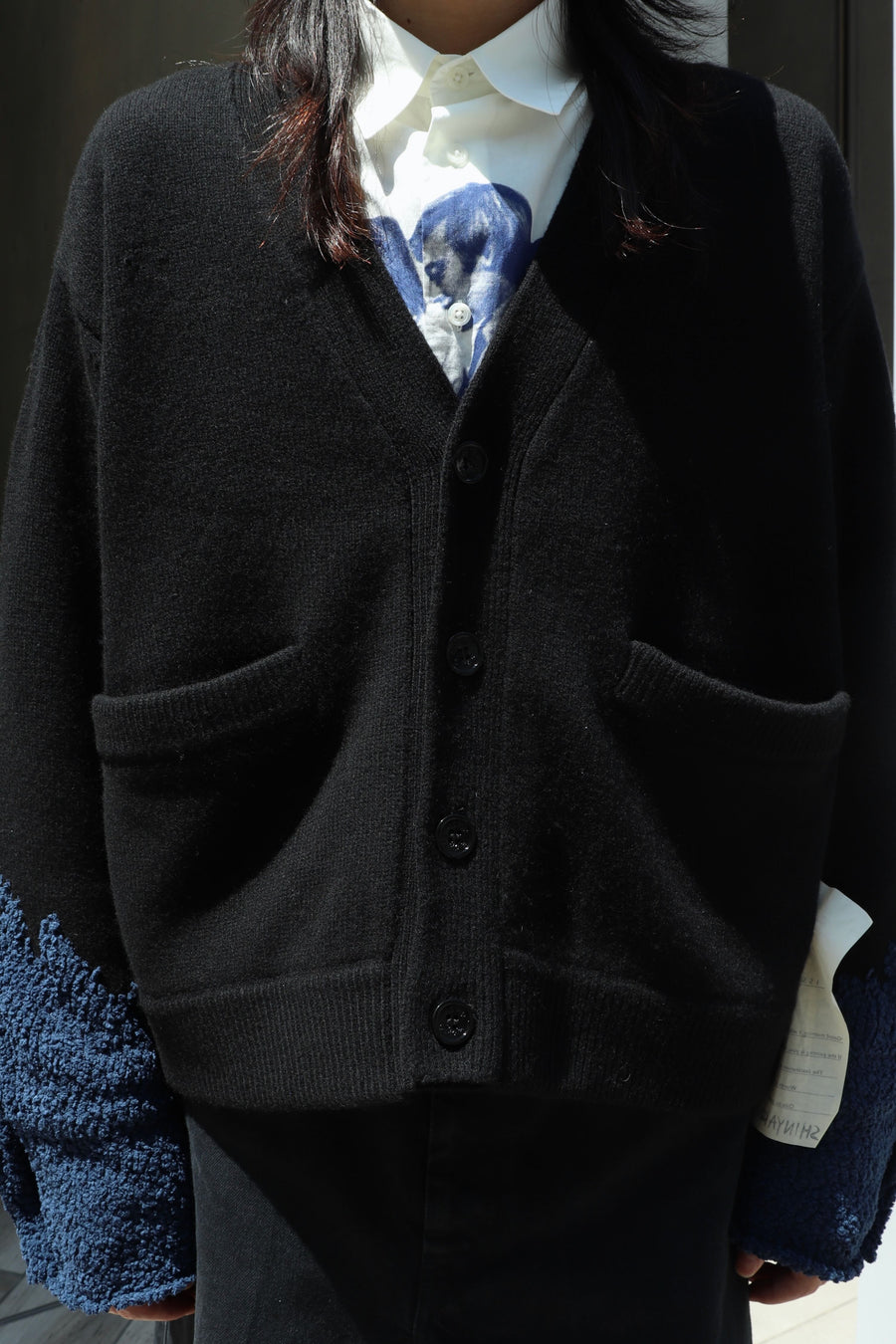 SHINYAKOZUKA  MASCOT HANDS CARDI(DAWN BLACK)