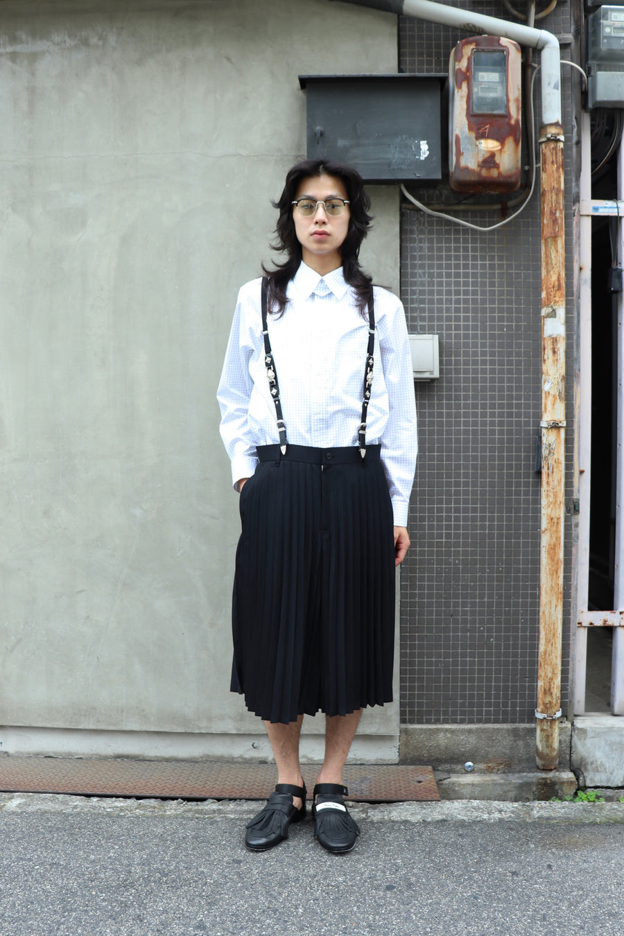 TOGA(トーガ)のHerringbone pleated shorts BLACKの通販｜PALETTE art