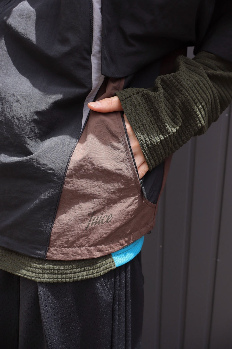 NAMESAKE  MECHALLE SS TRACK TOP