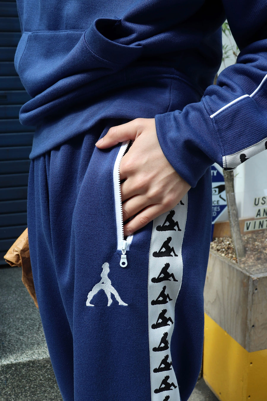 Carne Bollente  Feel the Heat