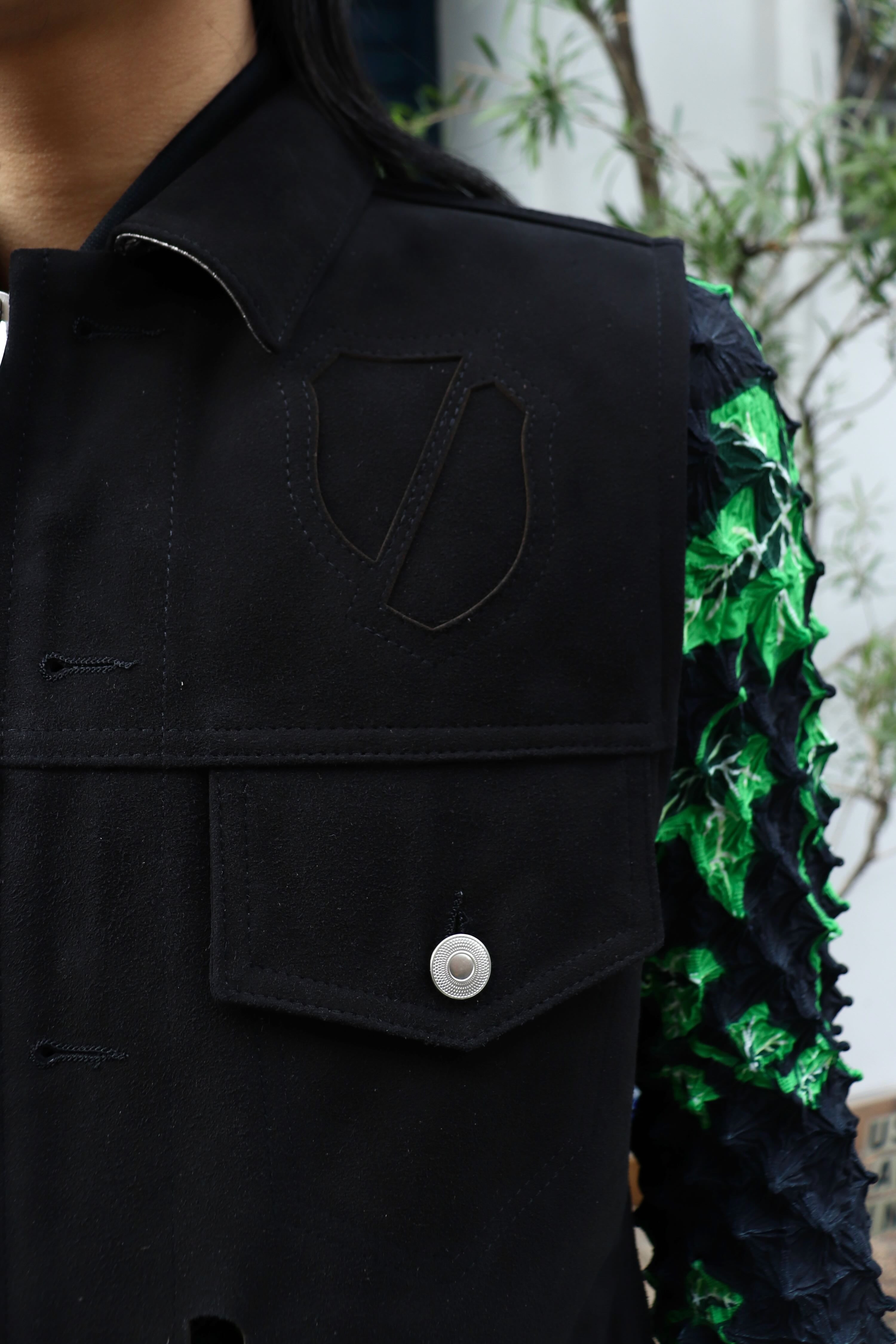 MASU(エムエーエスユー)のMEDAL-CUT LEATHER VESTの通販｜PALETTE art