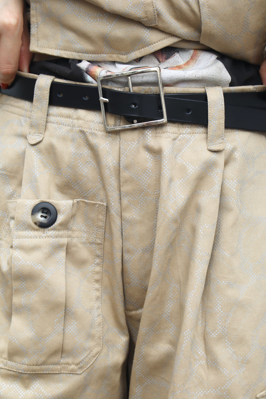 Laid.B(レイドビー)のWithdraw From The Field Pants Sand Beigeの通販