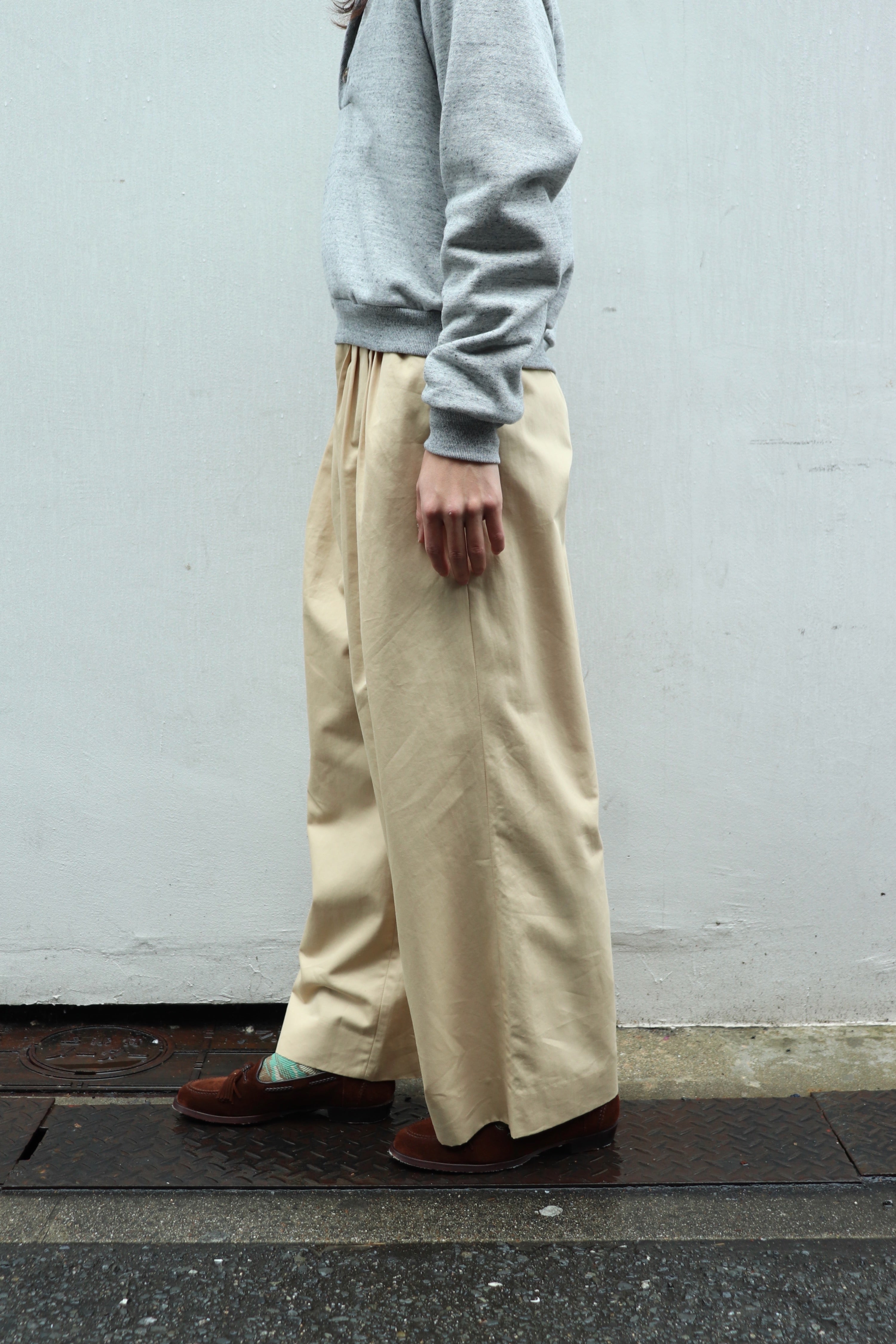 MASU(エムエーエスユー)の6 TUCK TROUSERS PEANUTの通販｜PALETTE art