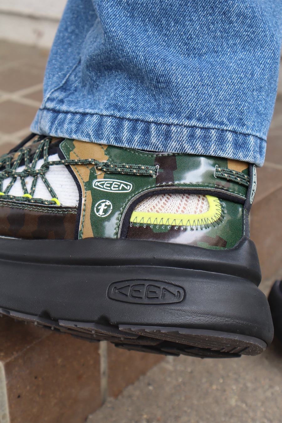 FAF × KEEN  UNEEK WK