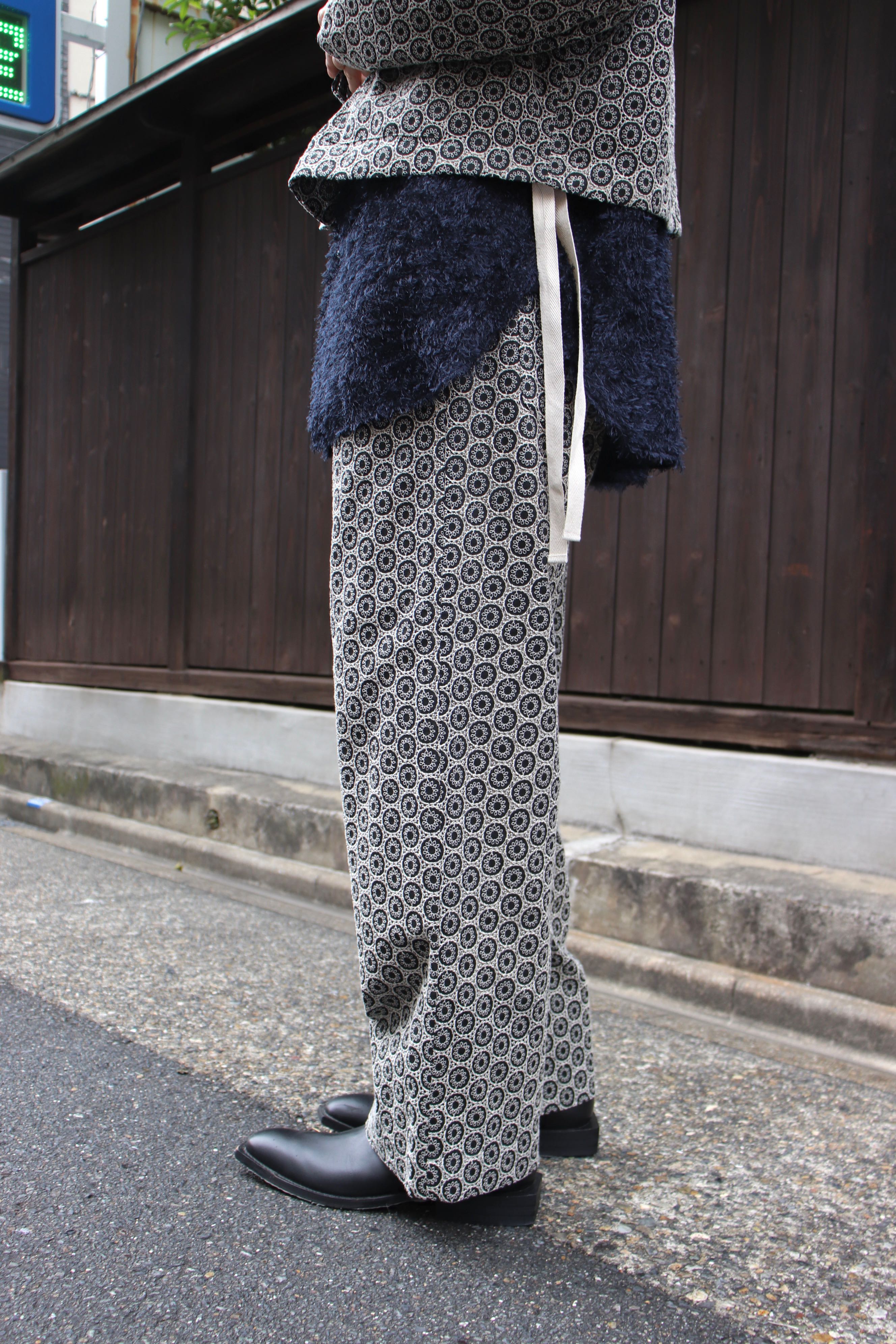 Urig(ウーリッヒ)のROUND EMB EASY WIDE PANTS HL(パンツ)の通販 