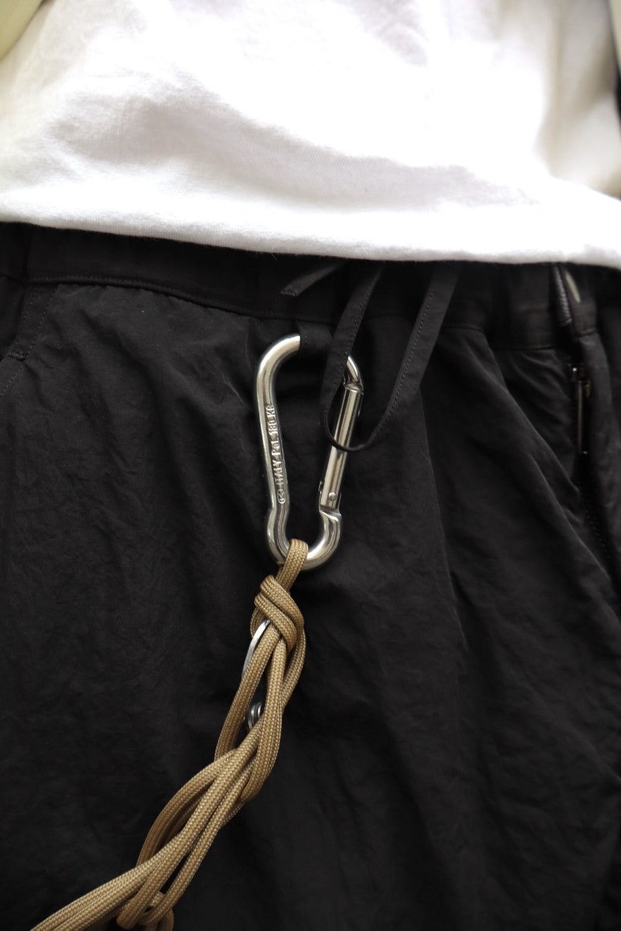 NULABEL  ROPE CARABINER(BEIGE)